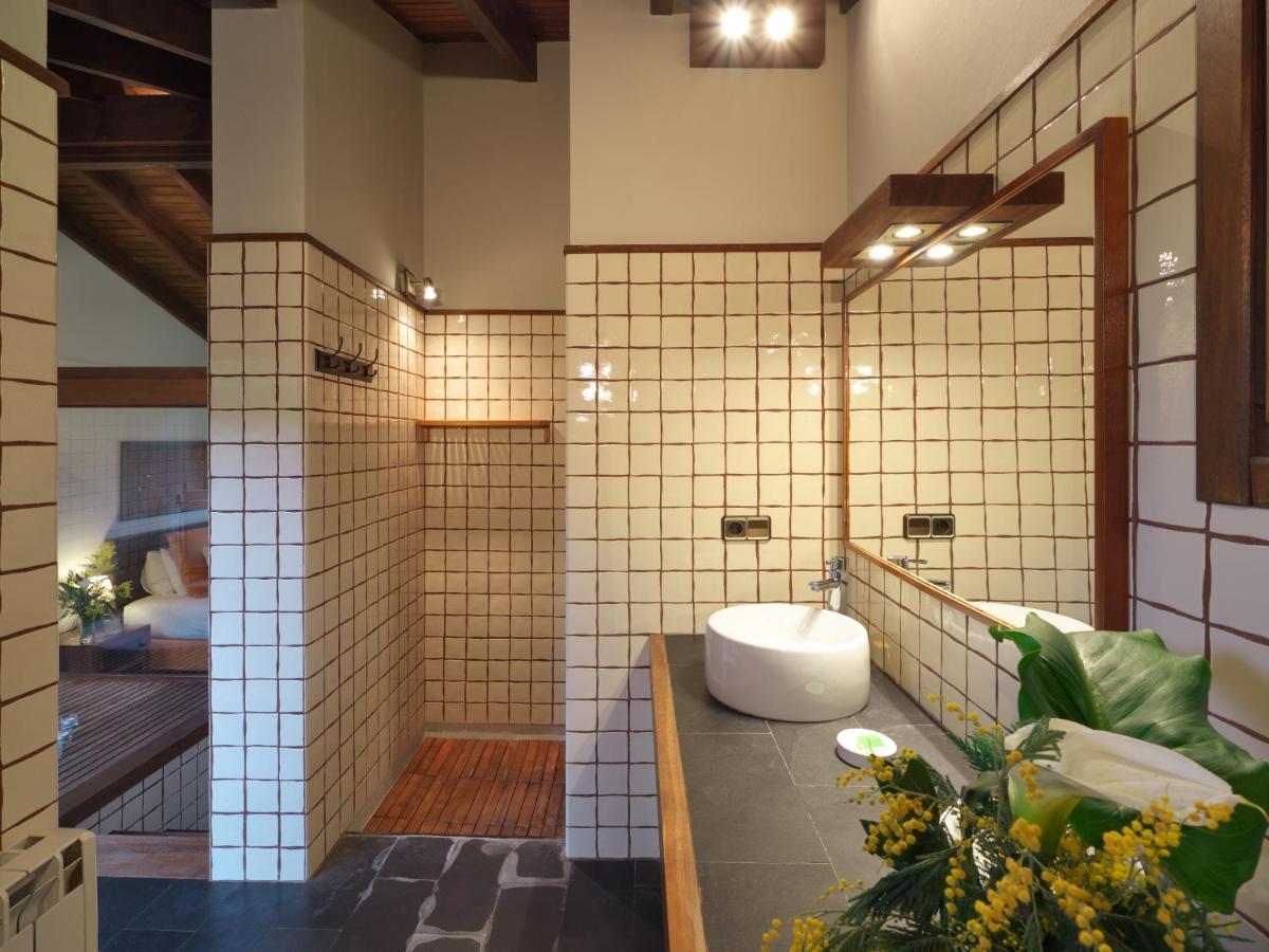 Deluxe One-Bedroom Villa