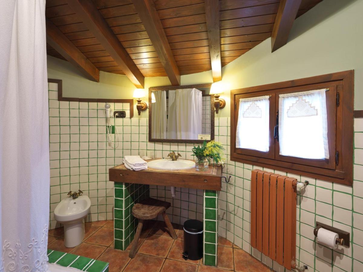 Double Room Lounge