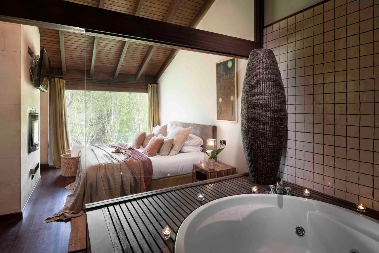 Deluxe One-Bedroom Villa