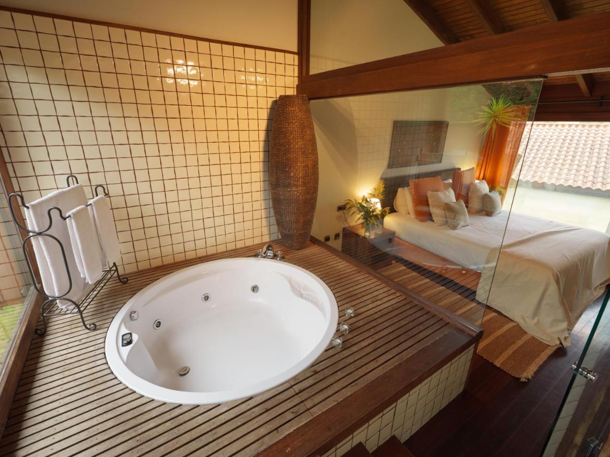 Deluxe One-Bedroom Villa