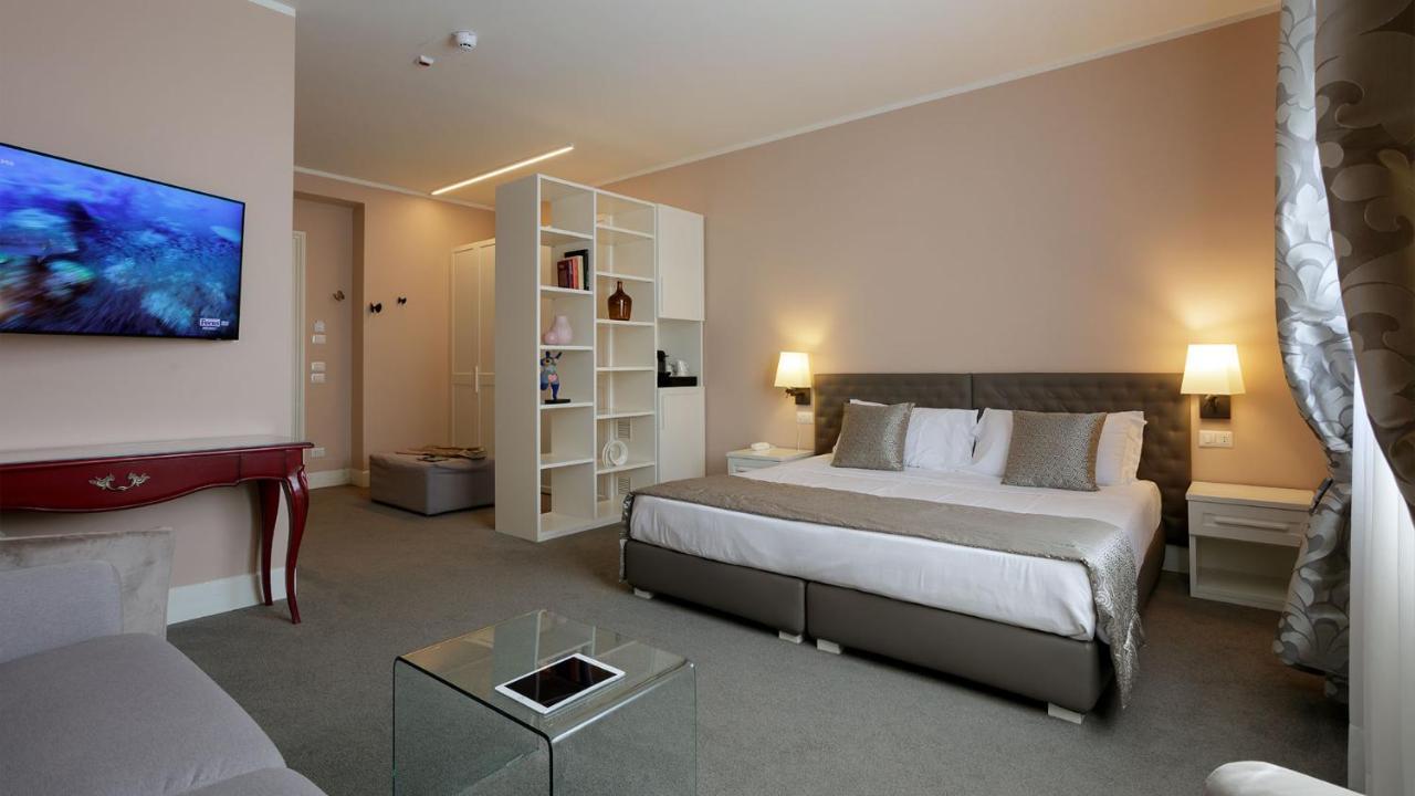 Junior Suite,1498688776:JPEG