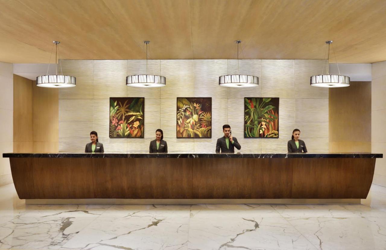 King Suite - Hearing Access/Non-Smoking