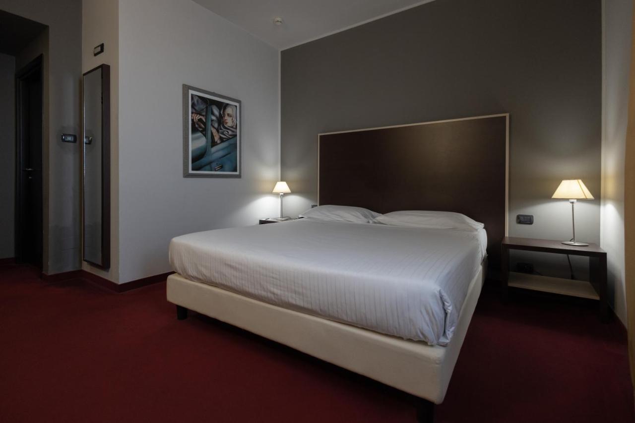 Basic Double Room