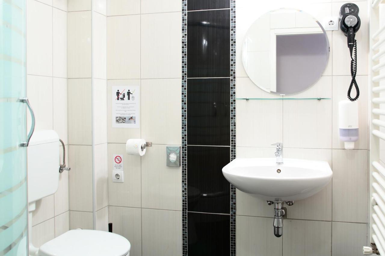 Habitación Doble con baño privado