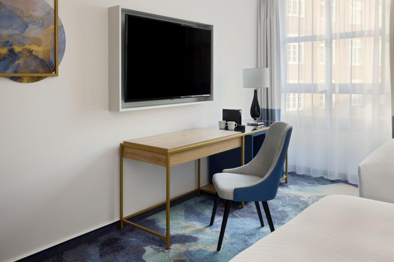Executive Twin Room with Lounge Access