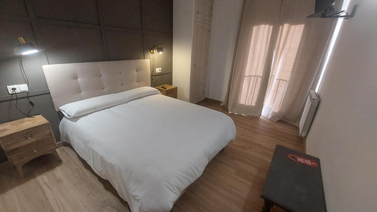 Deluxe Double Room,1499013796:JPEG