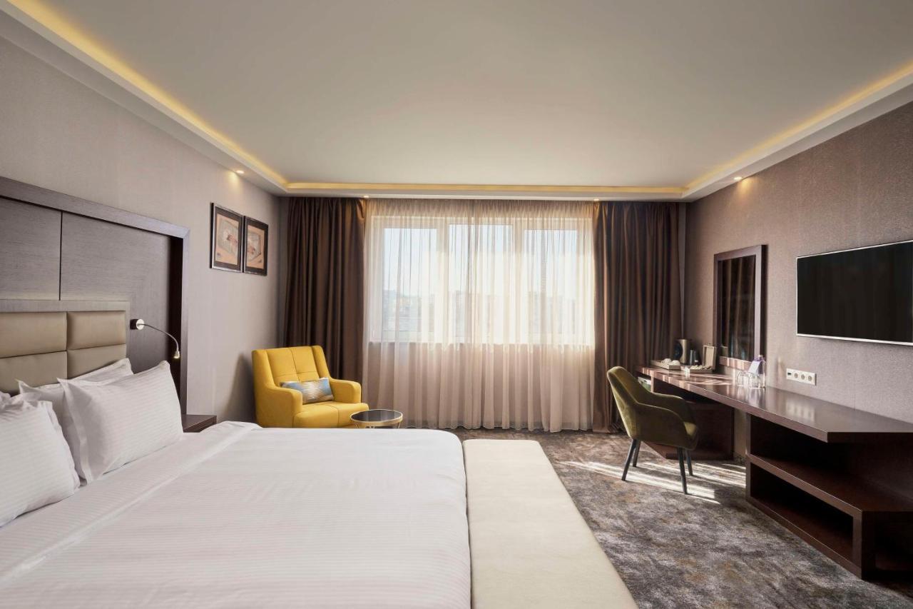 Suite with City View