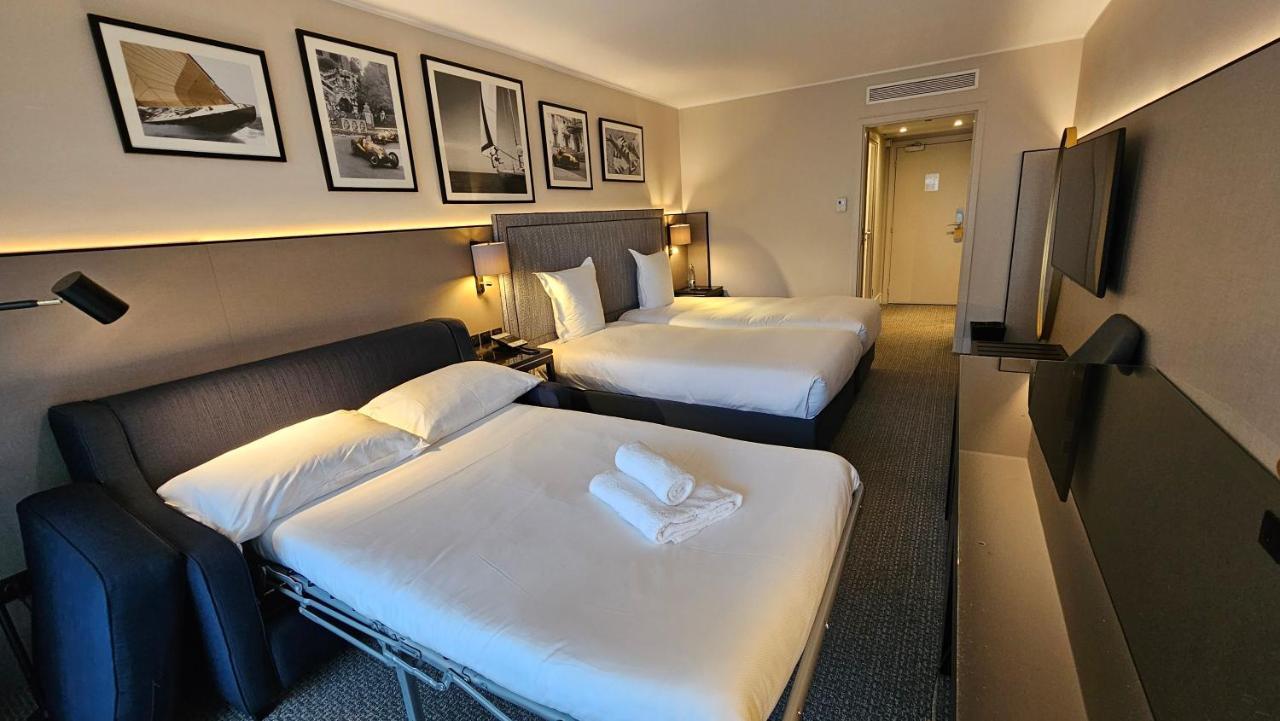 Deluxe Twin Room Sofa bed