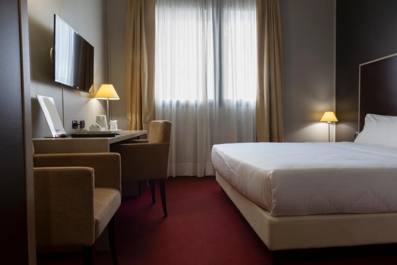 Basic Double Room