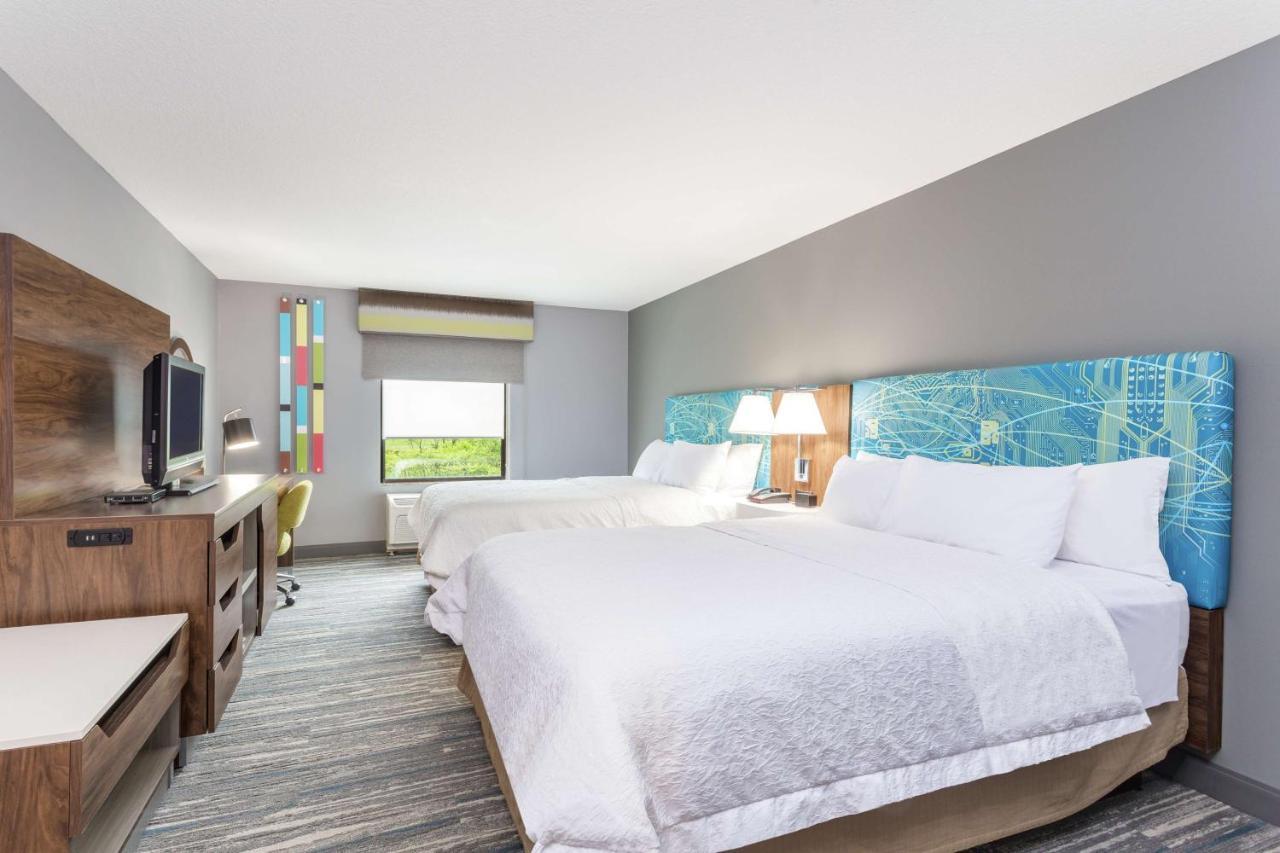 Room with Two Queen Beds - Non-Smoking
