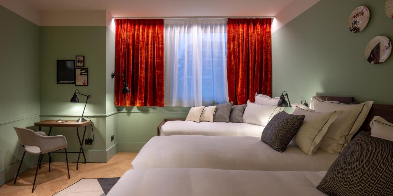 La Large Twin Room,1353527101:JPEG