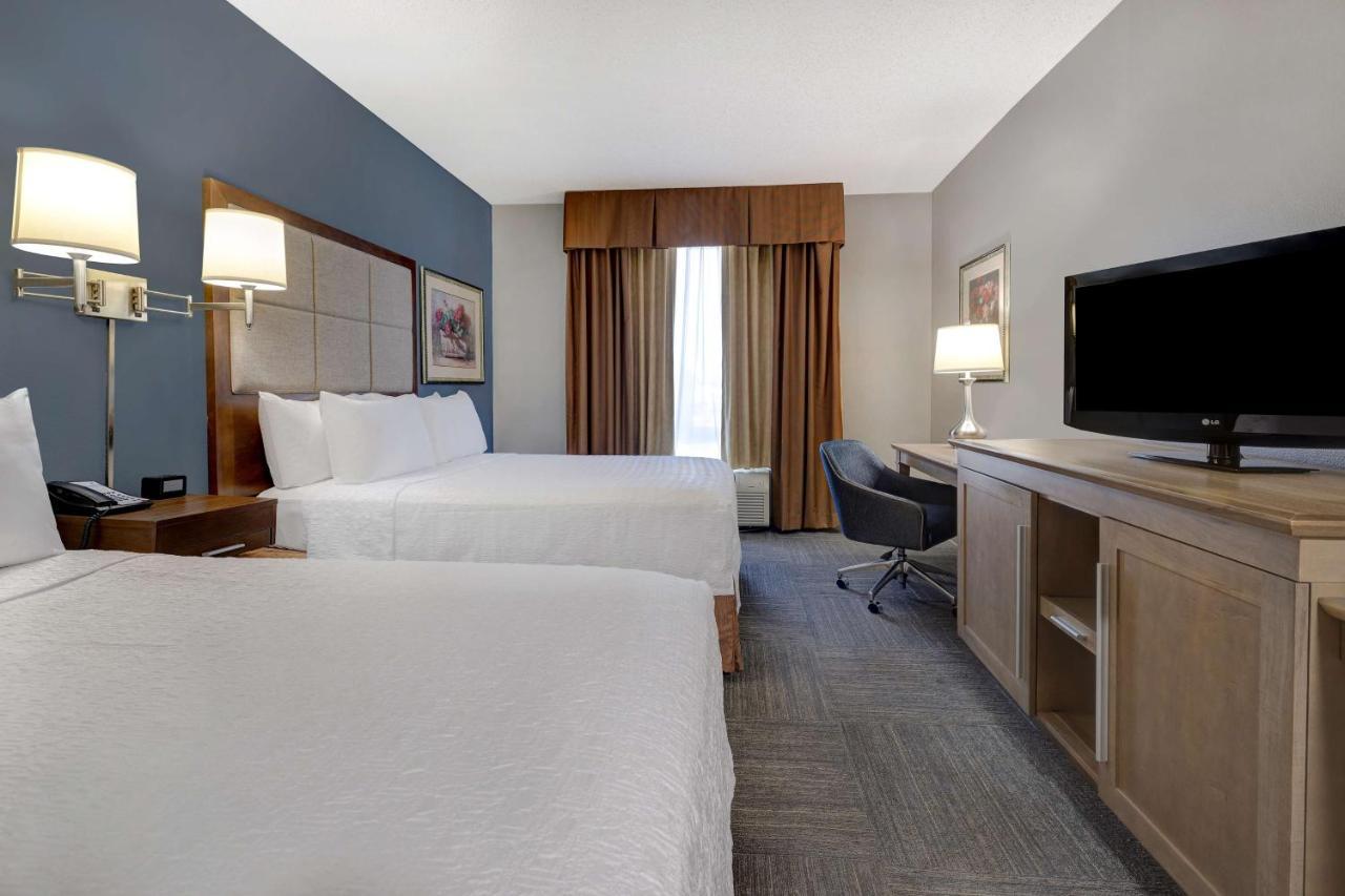 Room with Two Queen Beds - Non-Smoking
