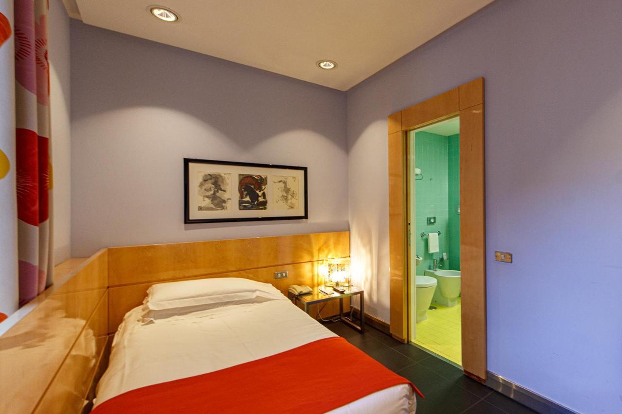 Classic Single Room