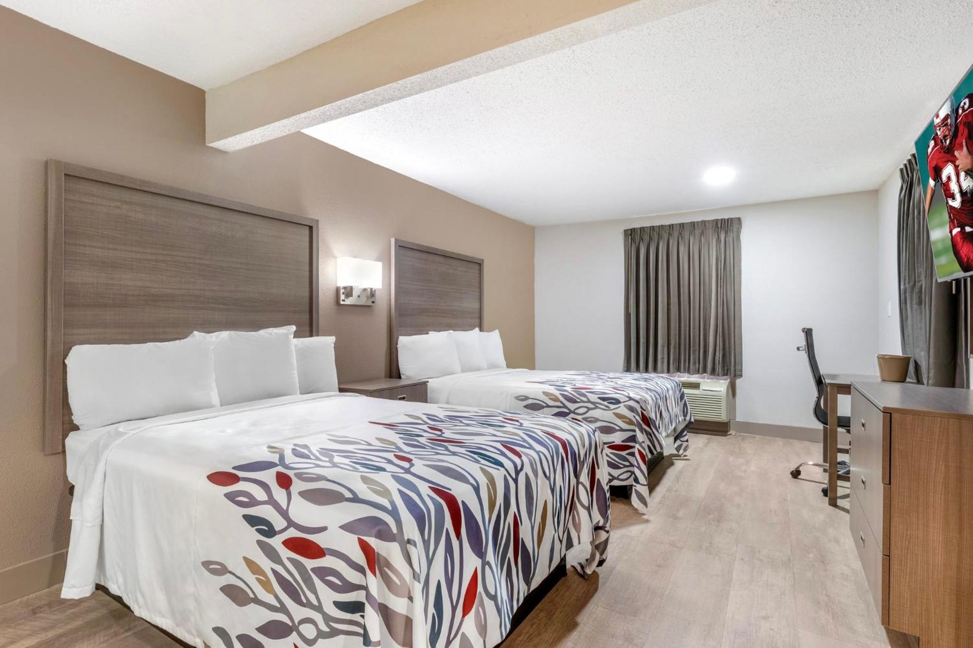 Suite with Two Double Beds with Kitchenette Non-Smoking