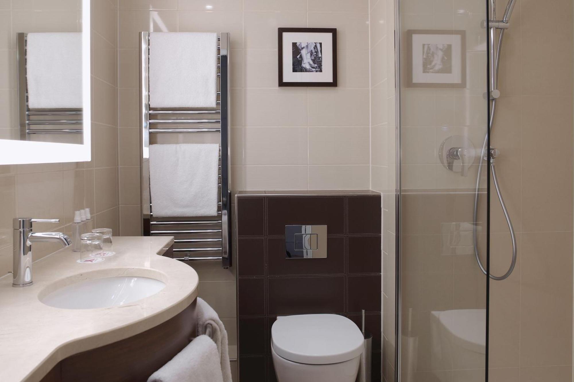 Superior Queen Room