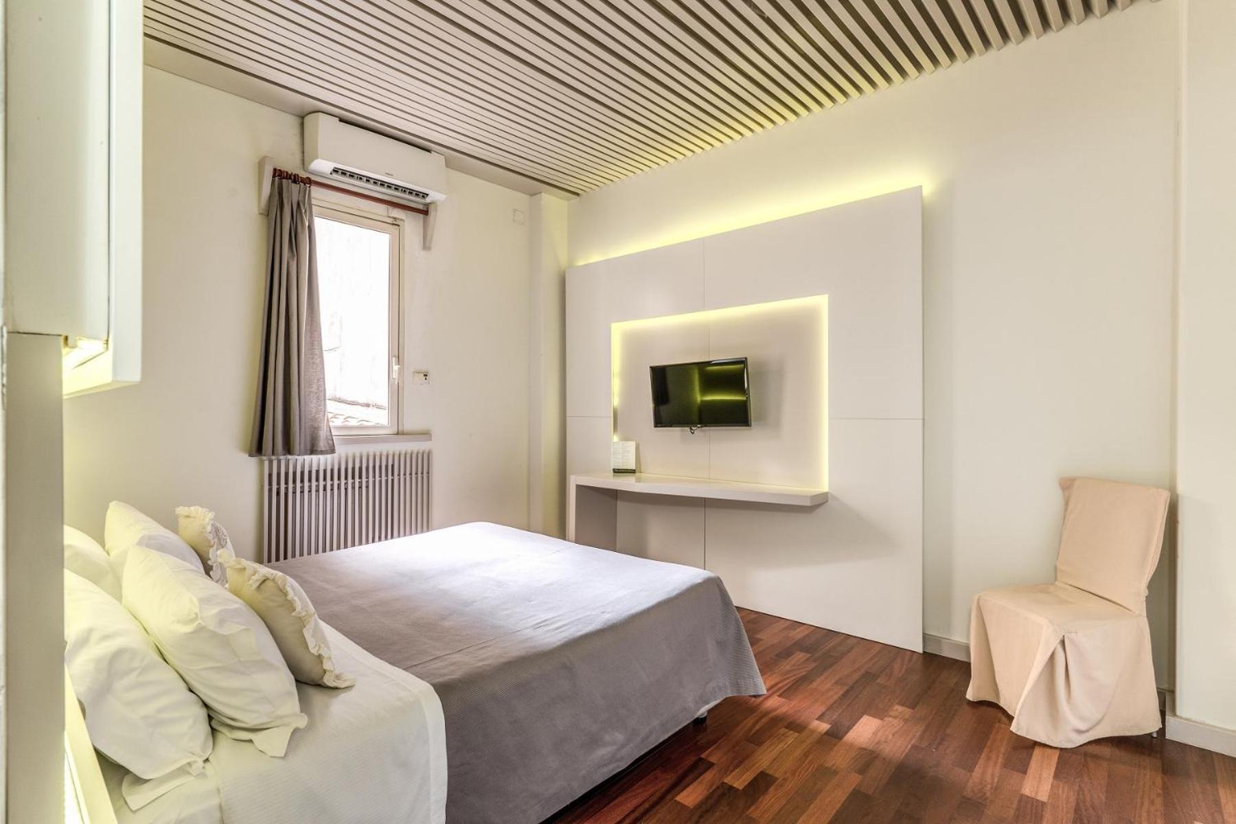 Junior Suite,1498859416:JPEG