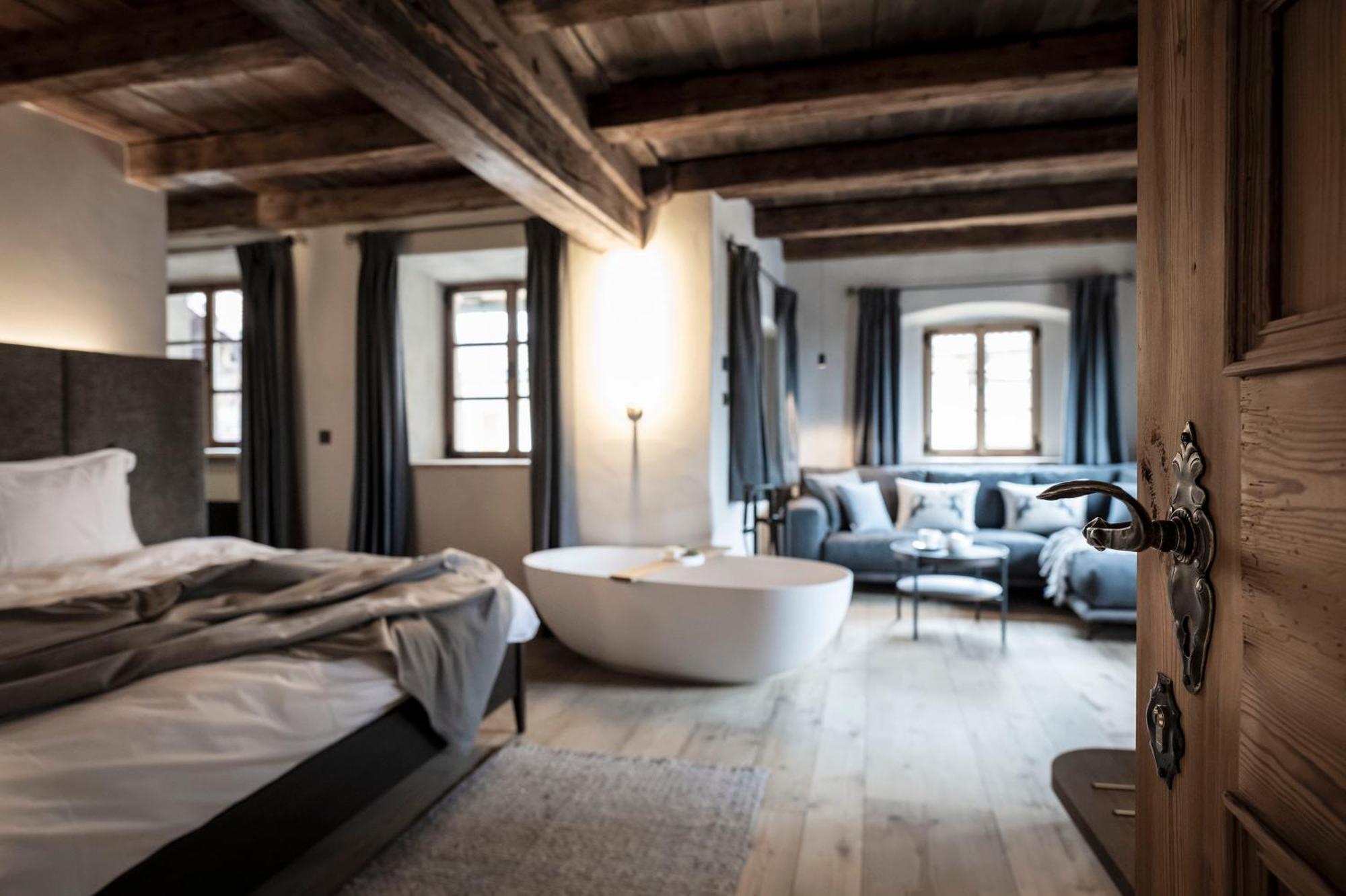 Suite Sauna,1499736688:JPEG