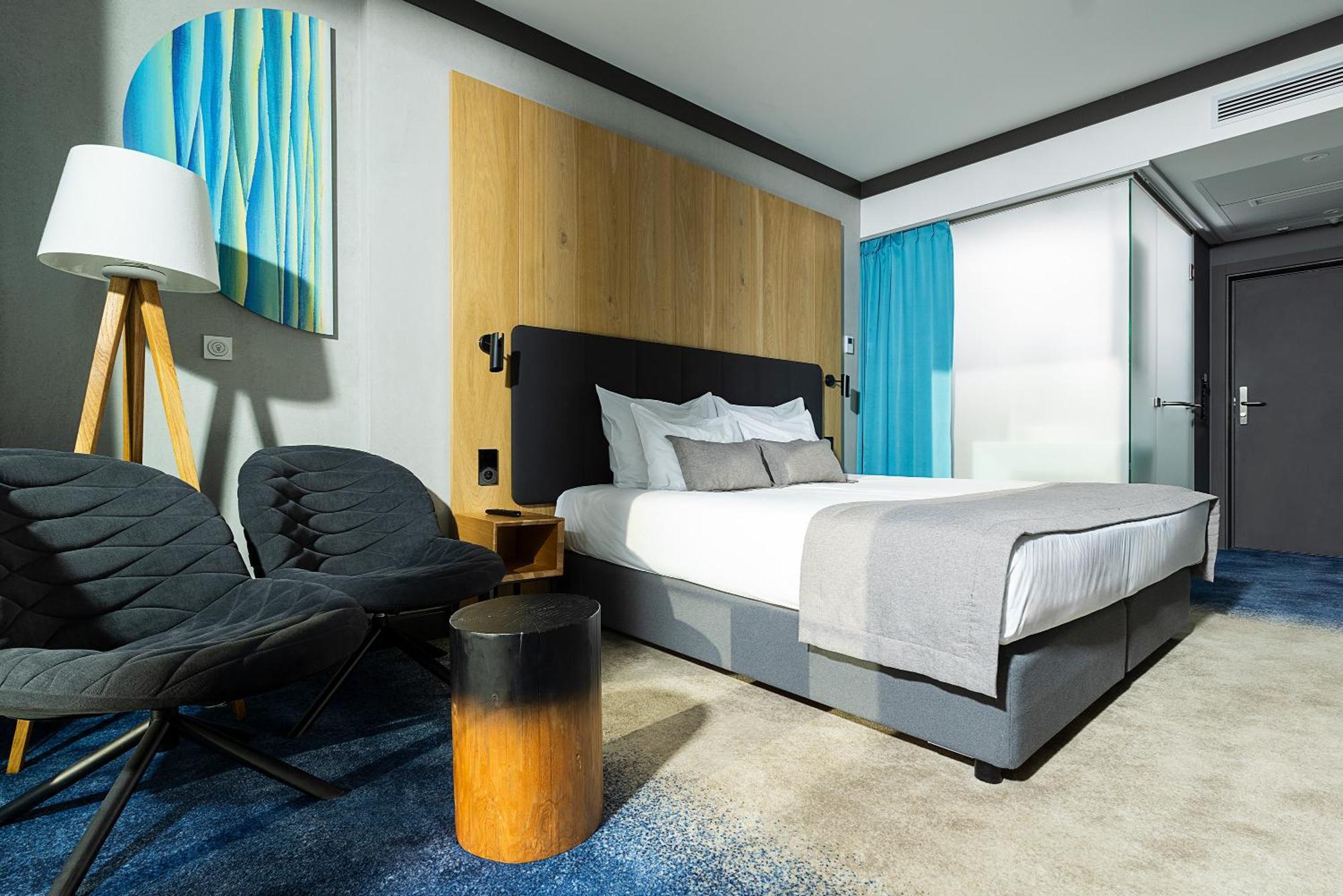 Superior King Room