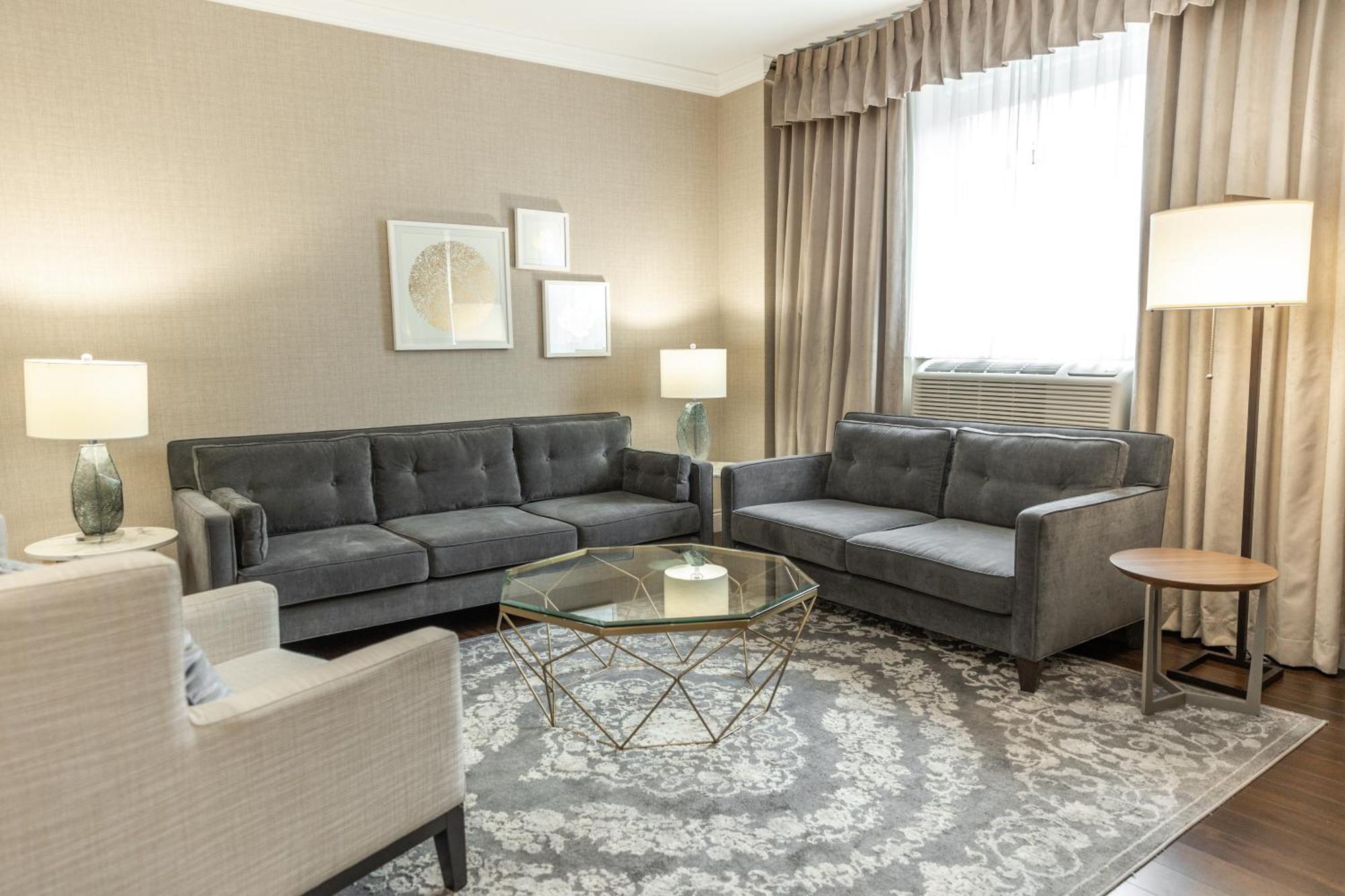 One-Bedroom Suite