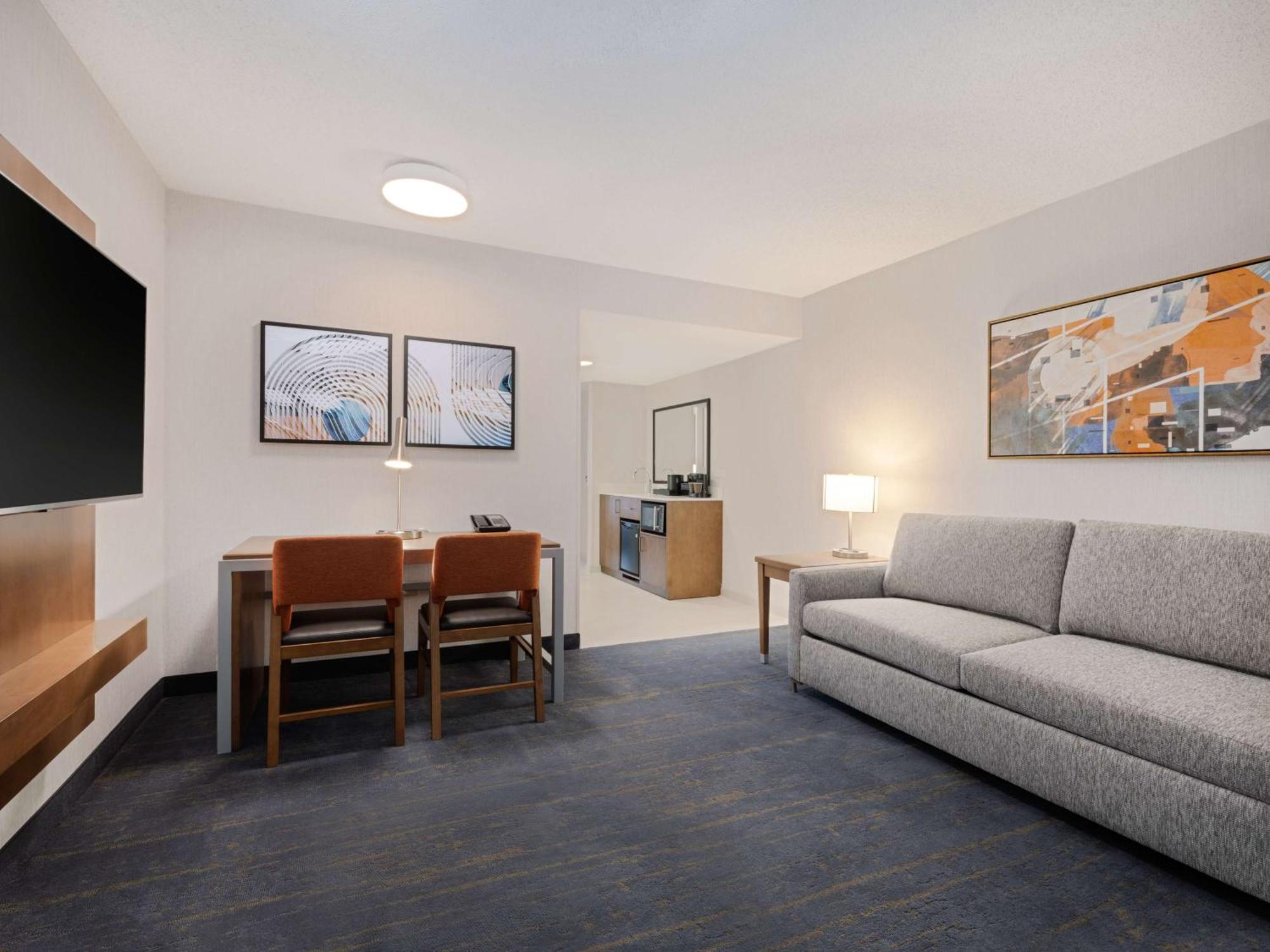 King Room Mobility Access or Non-Smoking
