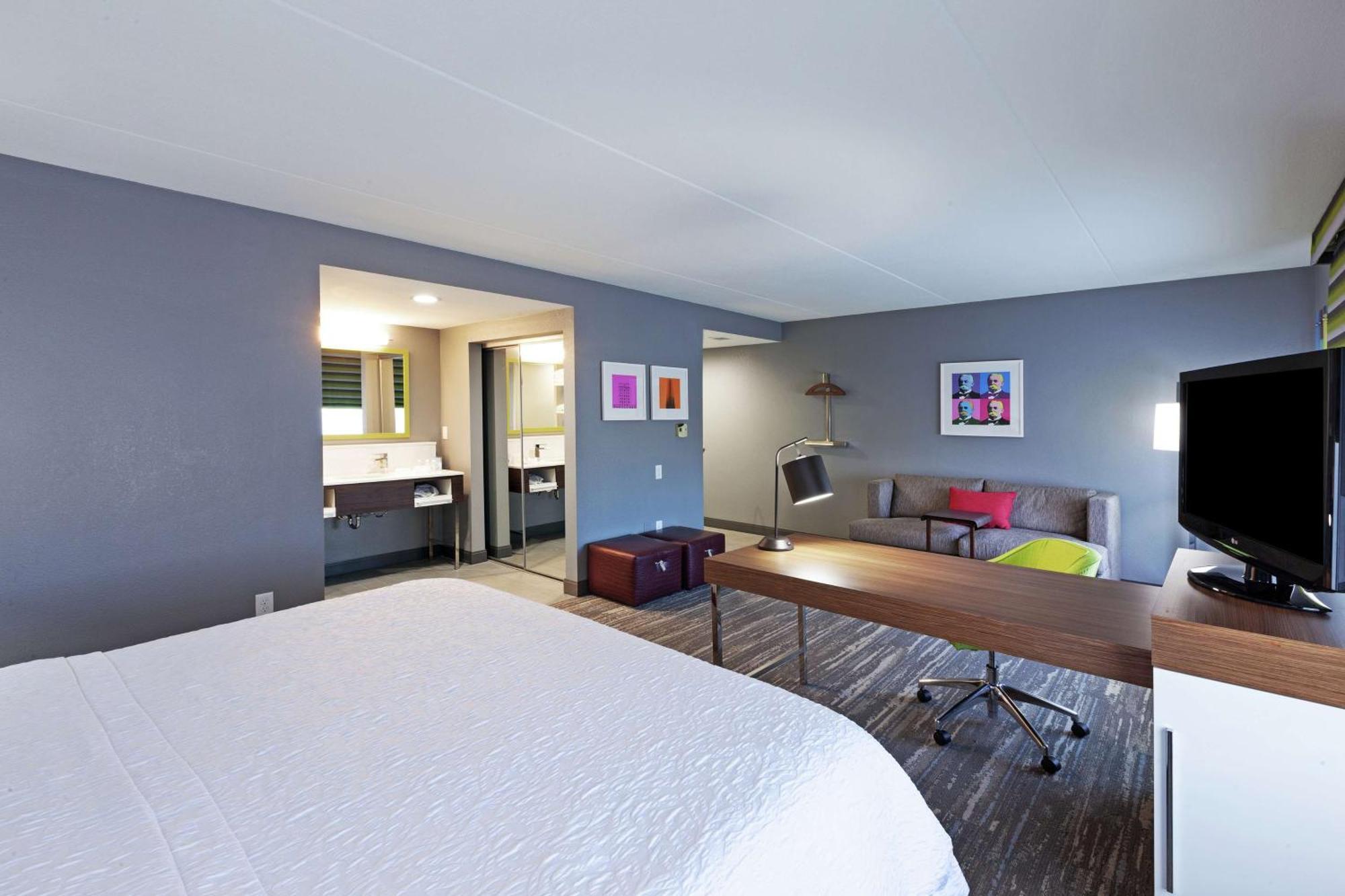 King Studio Suite Non-Smoking
