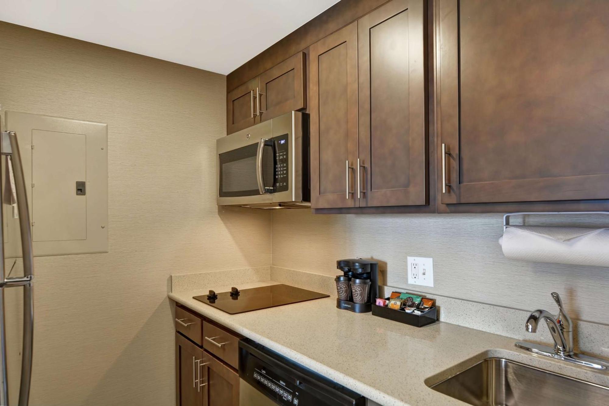 King Studio Suite