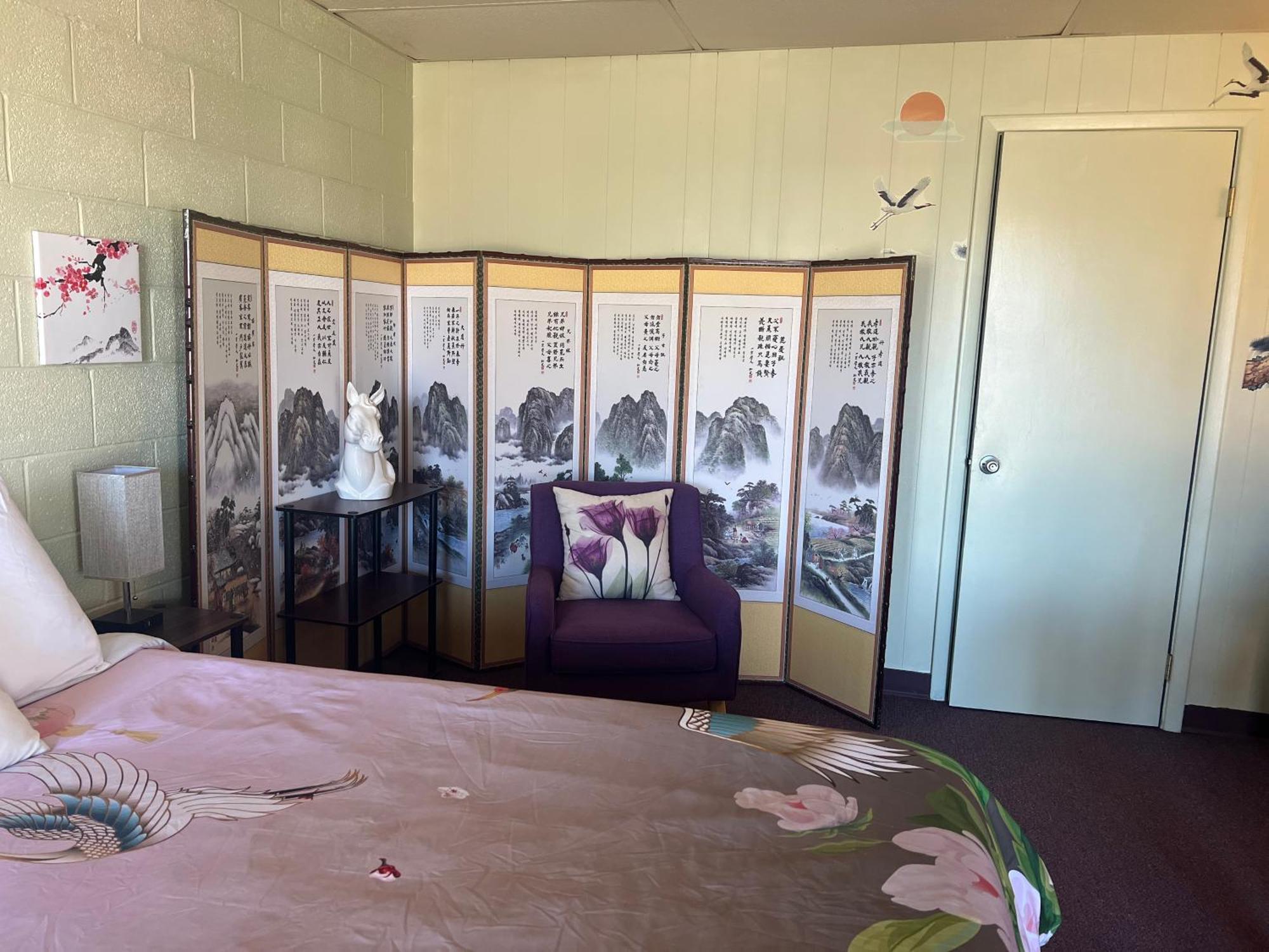 Queen Suite