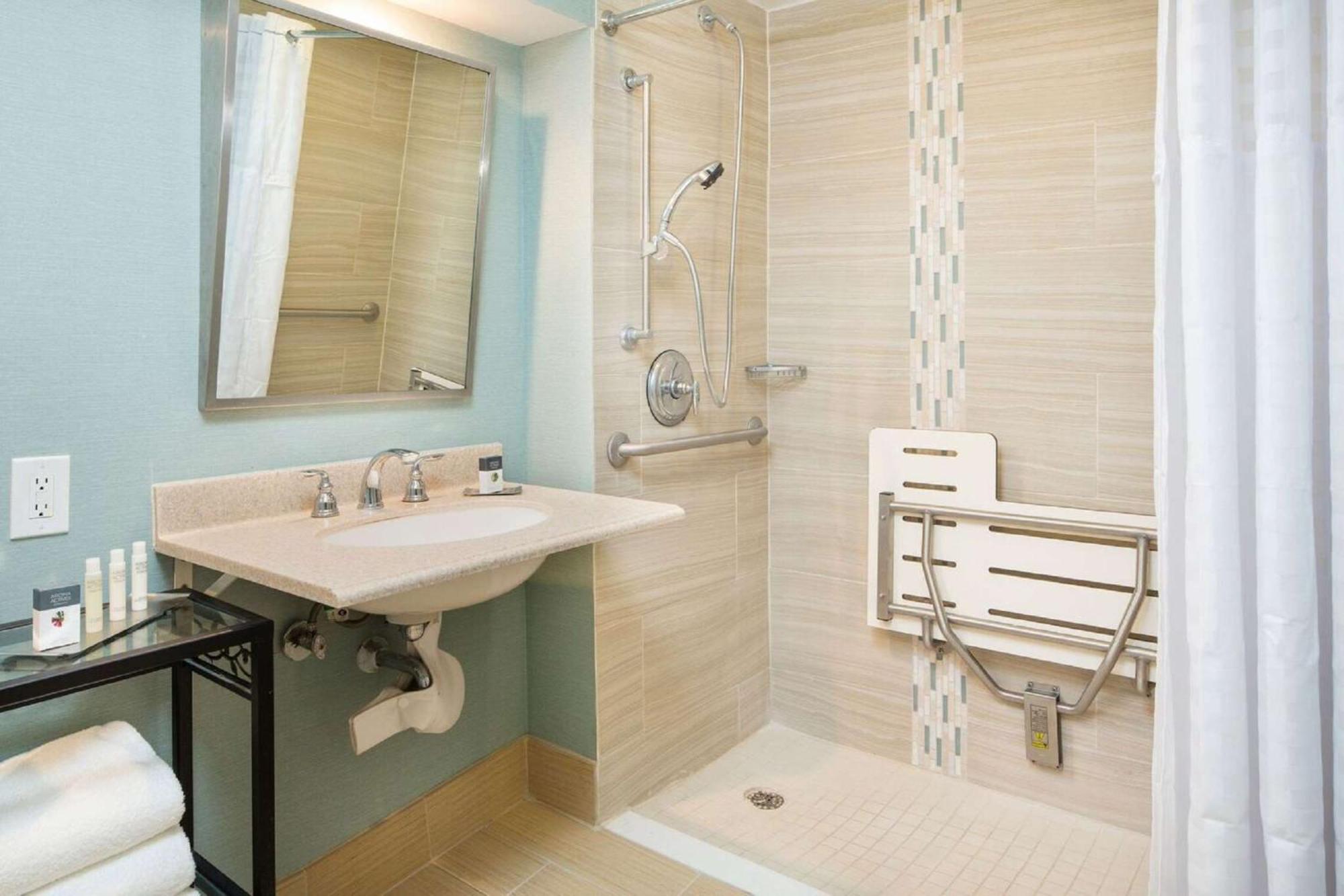 Queen Room Roll Shower Mobility or Hearing Access