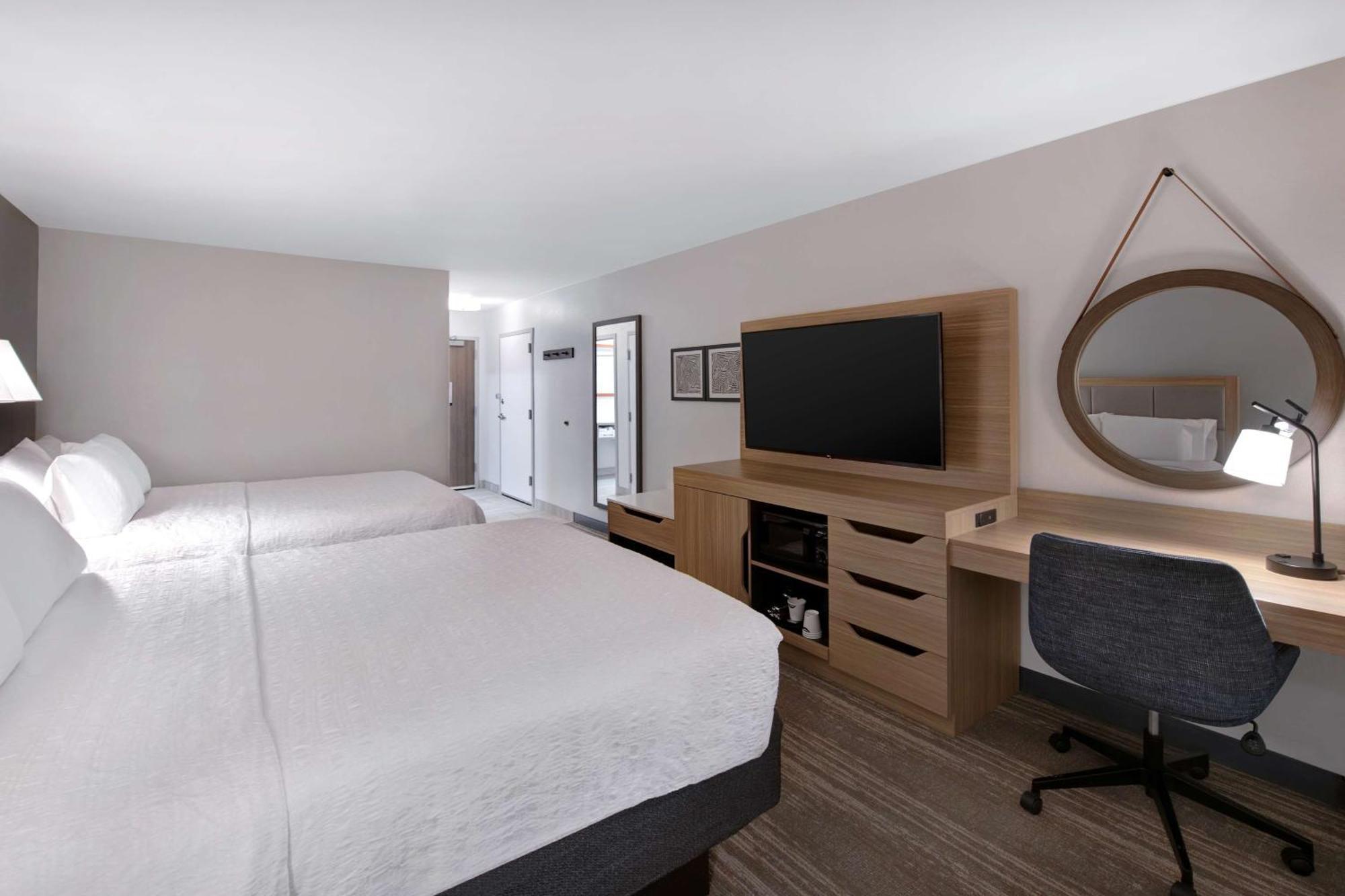 Room Two Queen Beds Non-Smoking