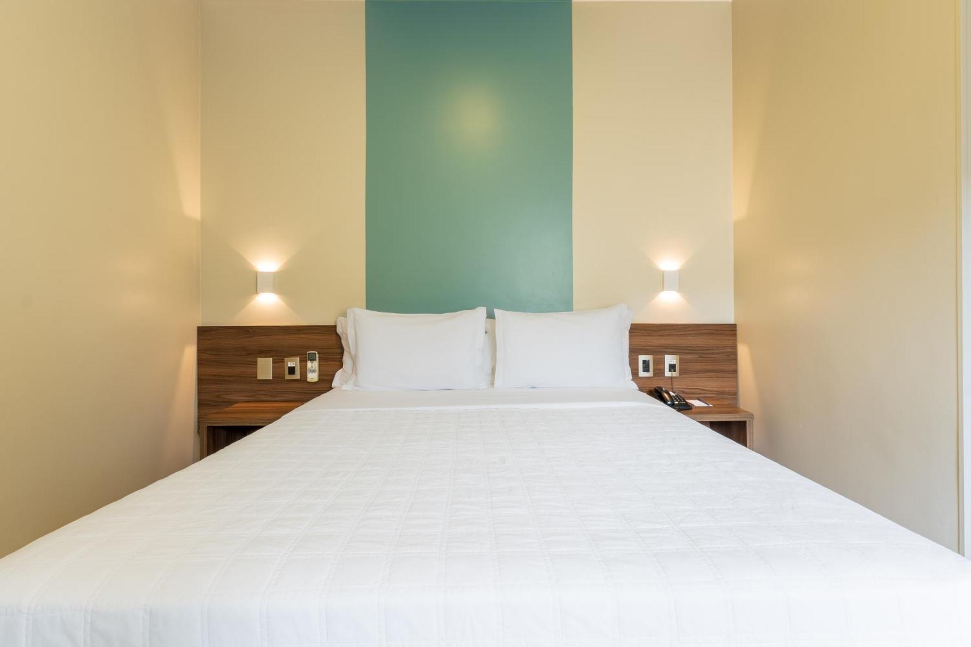 Quarto Duplo Standard