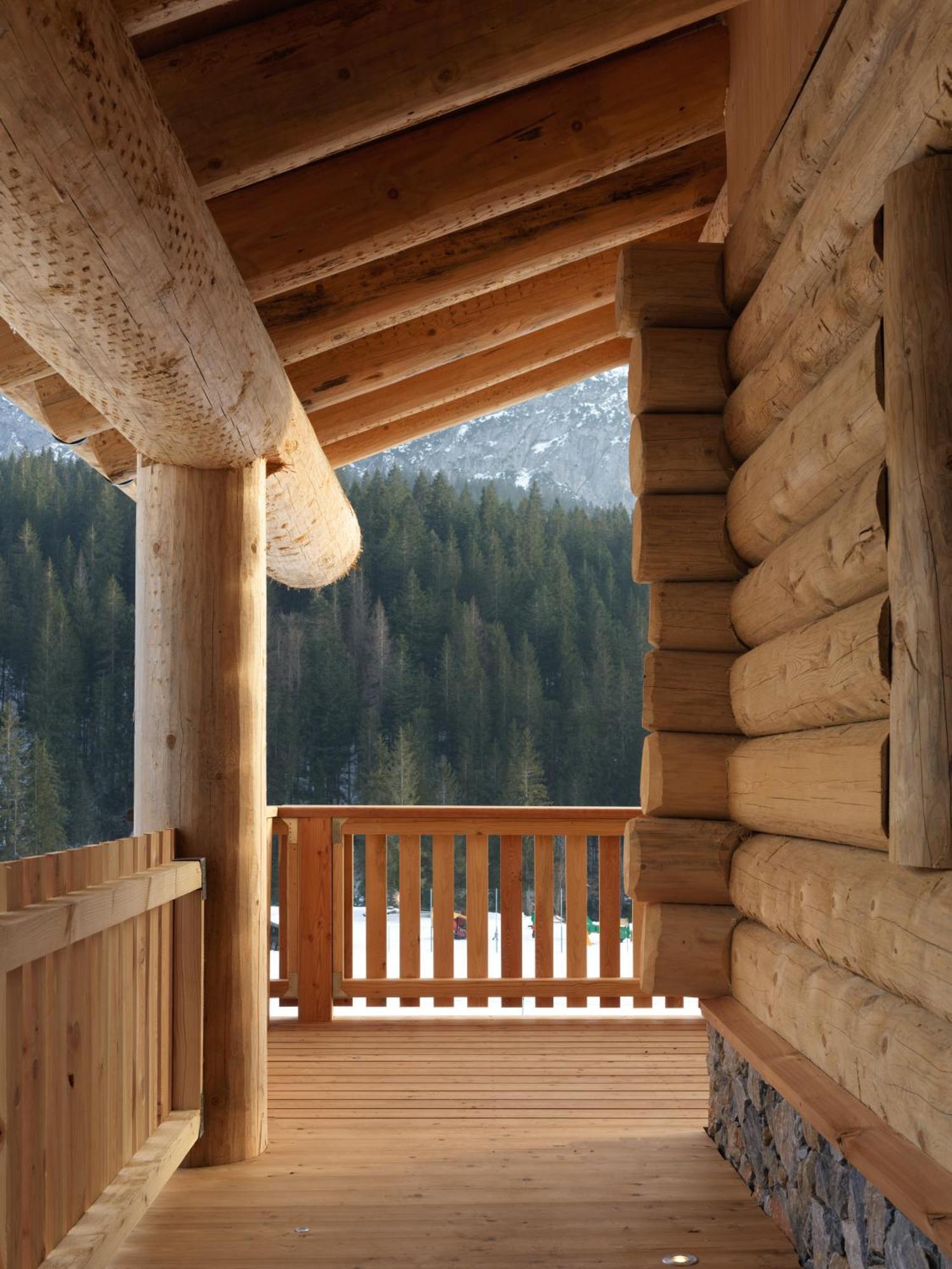 Superior Chalet