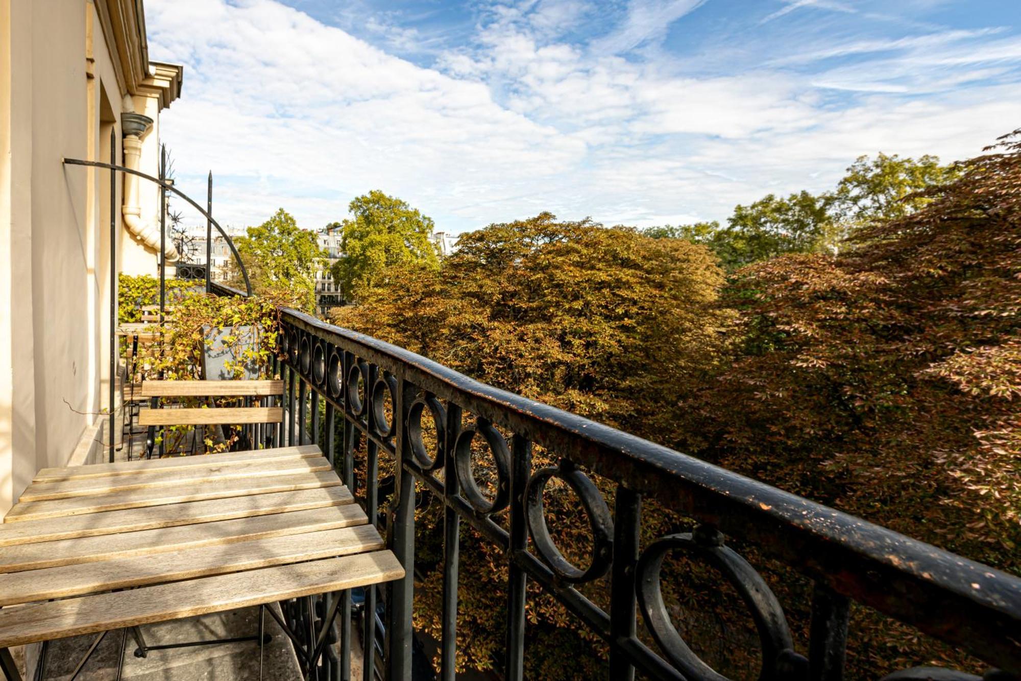 Deluxe Double Room Balcony