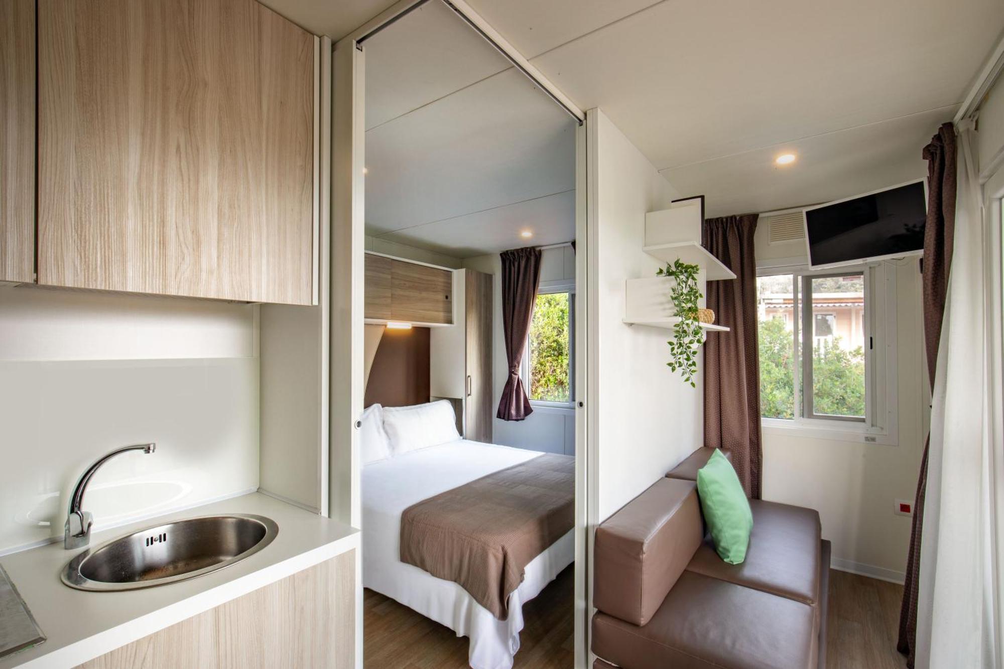 Romantic Mobile Home