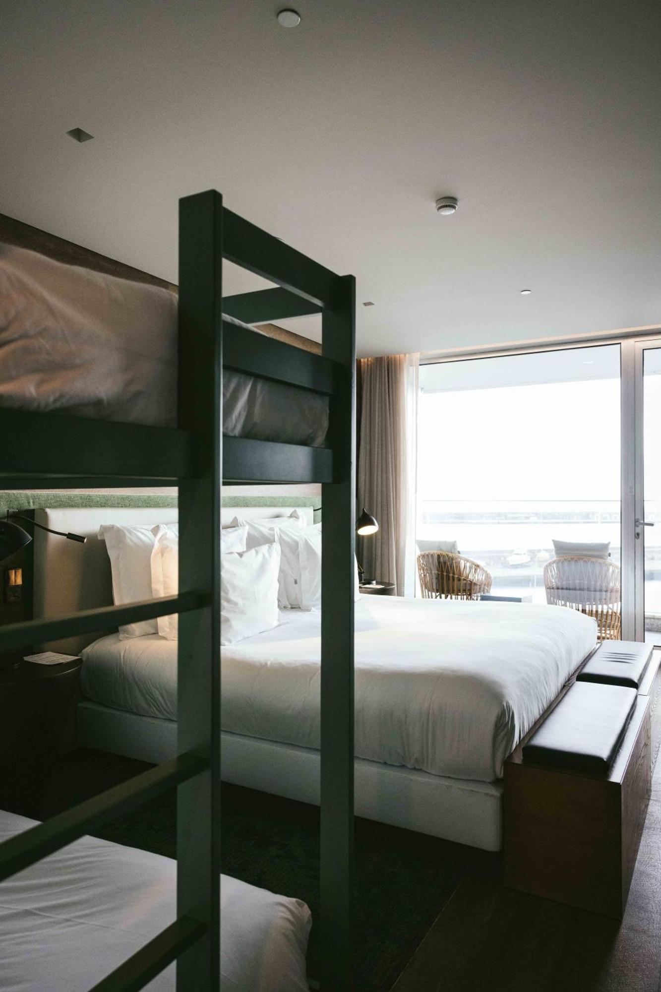 Deluxe Family Room Sea View