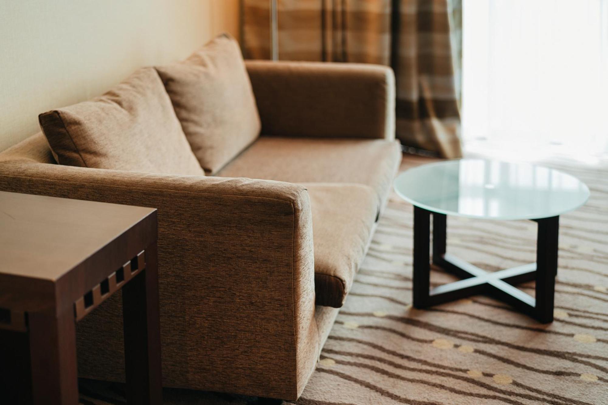 One-Bedroom King Suite