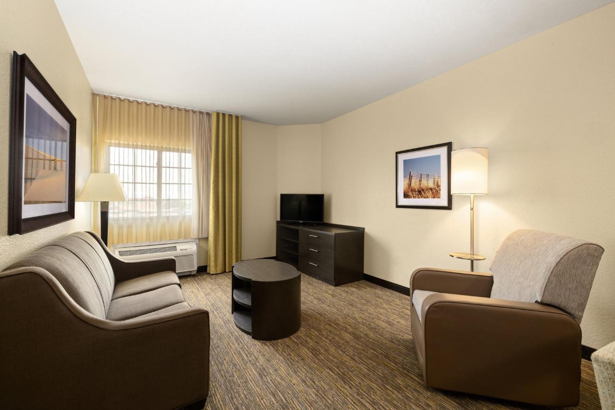 One-Bedroom King Suite Sofa Bed