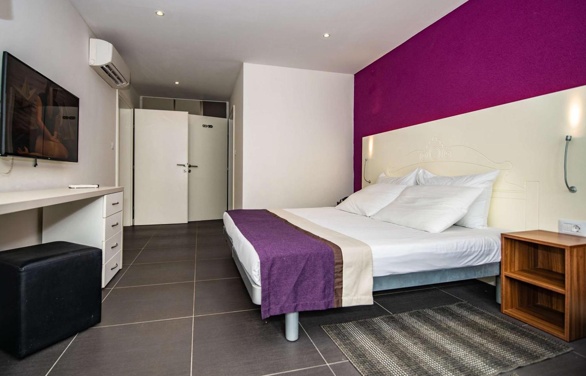 Premium One-Bedroom Apartment
