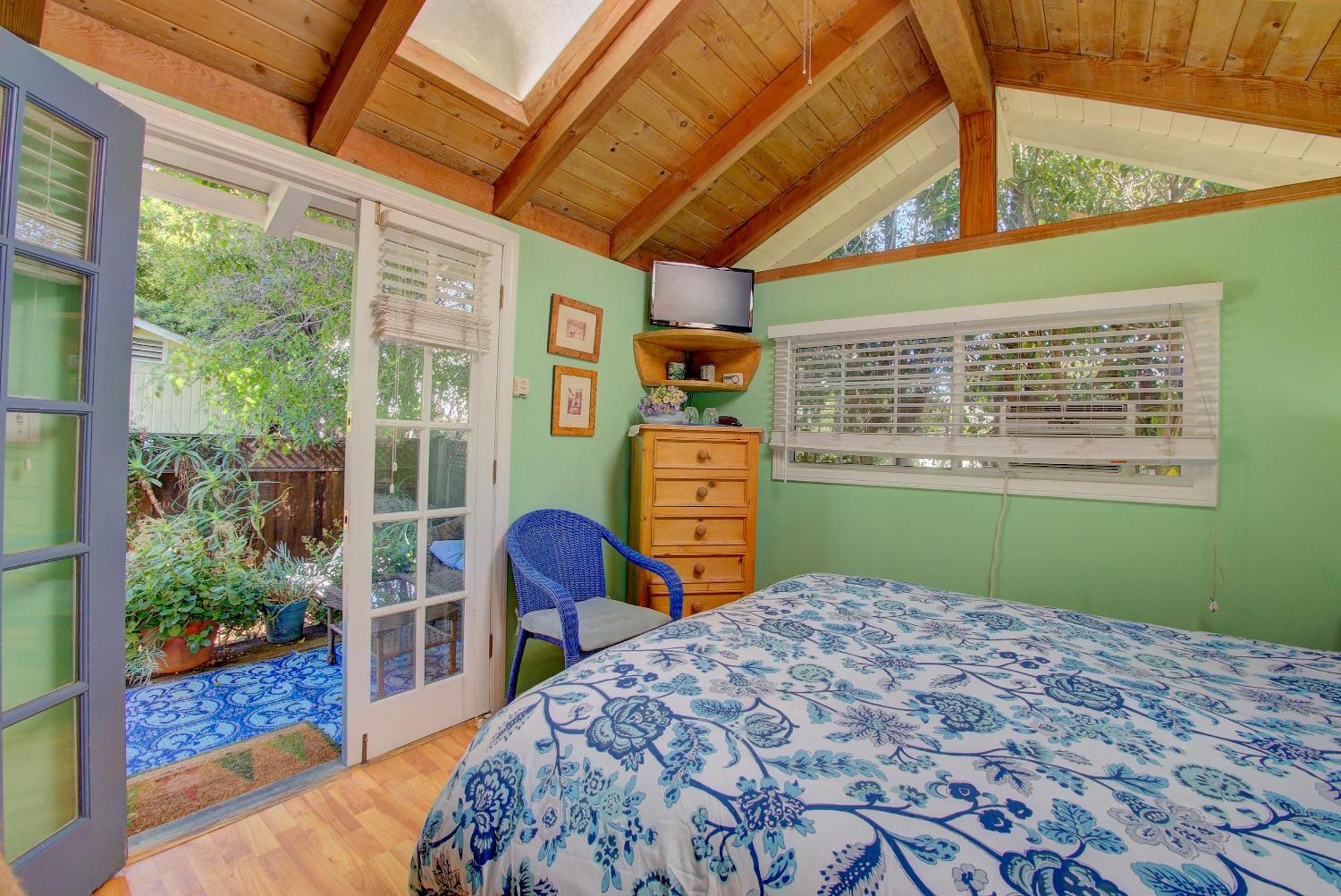 Double Room Garden View