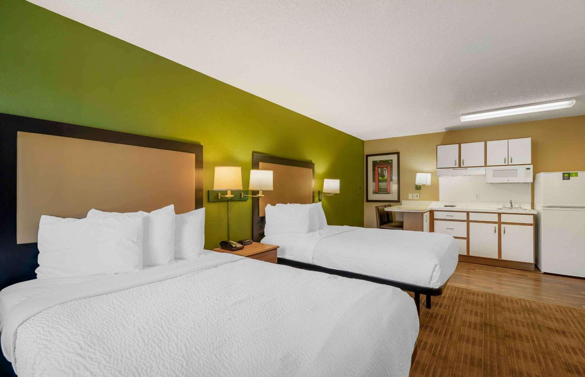 Studio 2 Double Beds Non-Smoking
