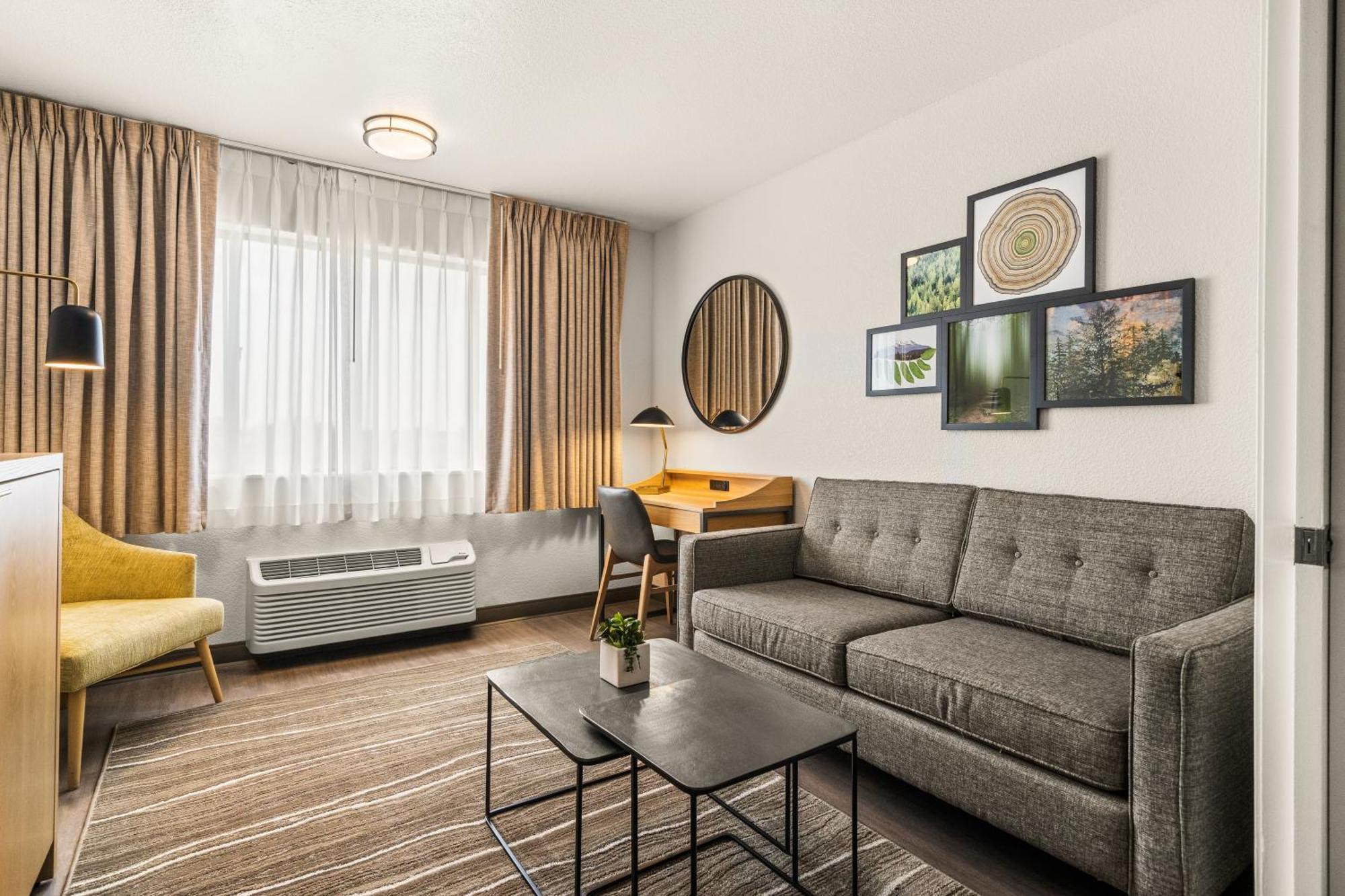 Executive 2 Queen Suite
