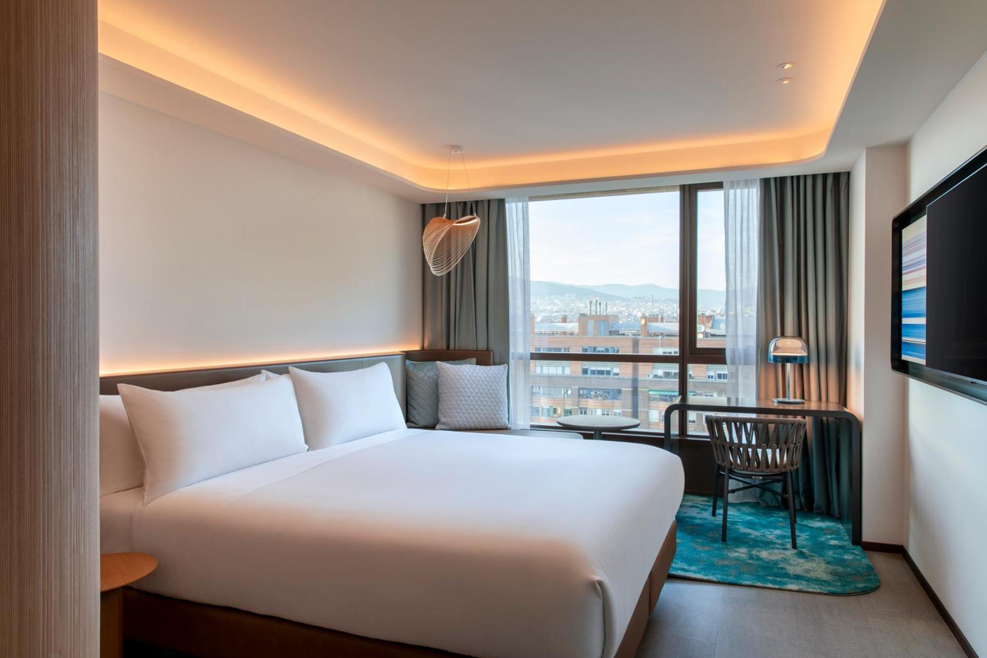 King Room with City View