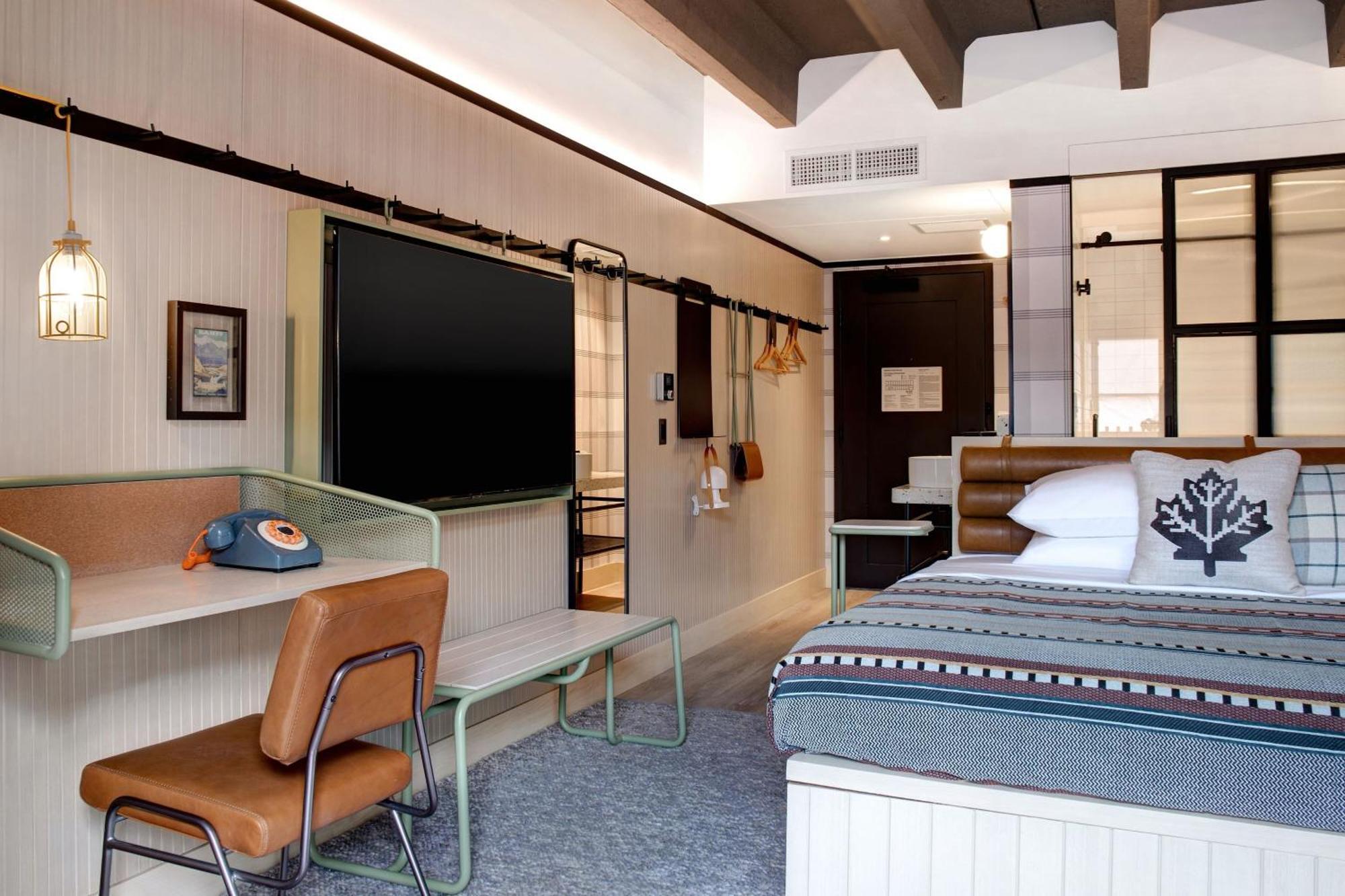King Room