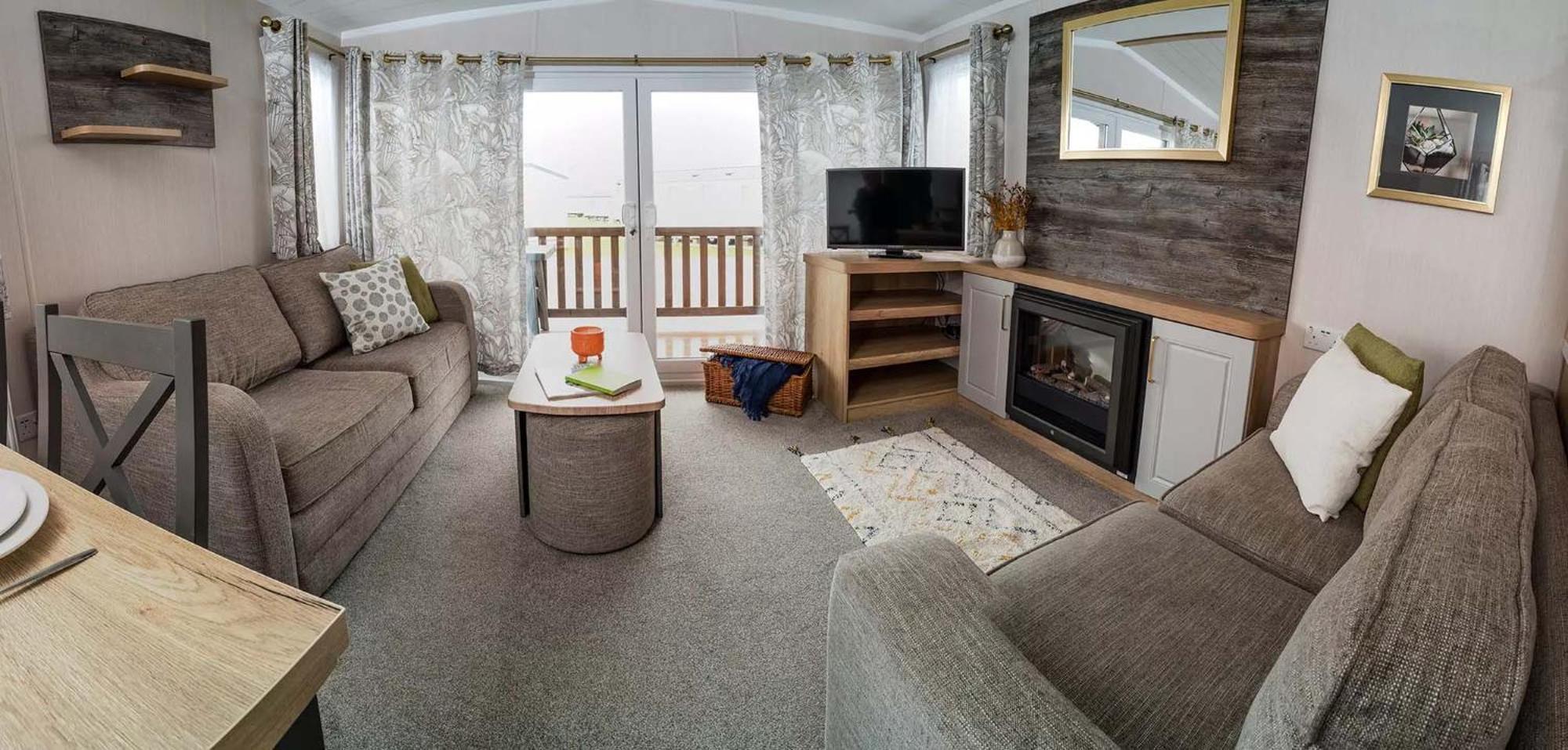 Pet friendly Gold Caravan 2 Bed