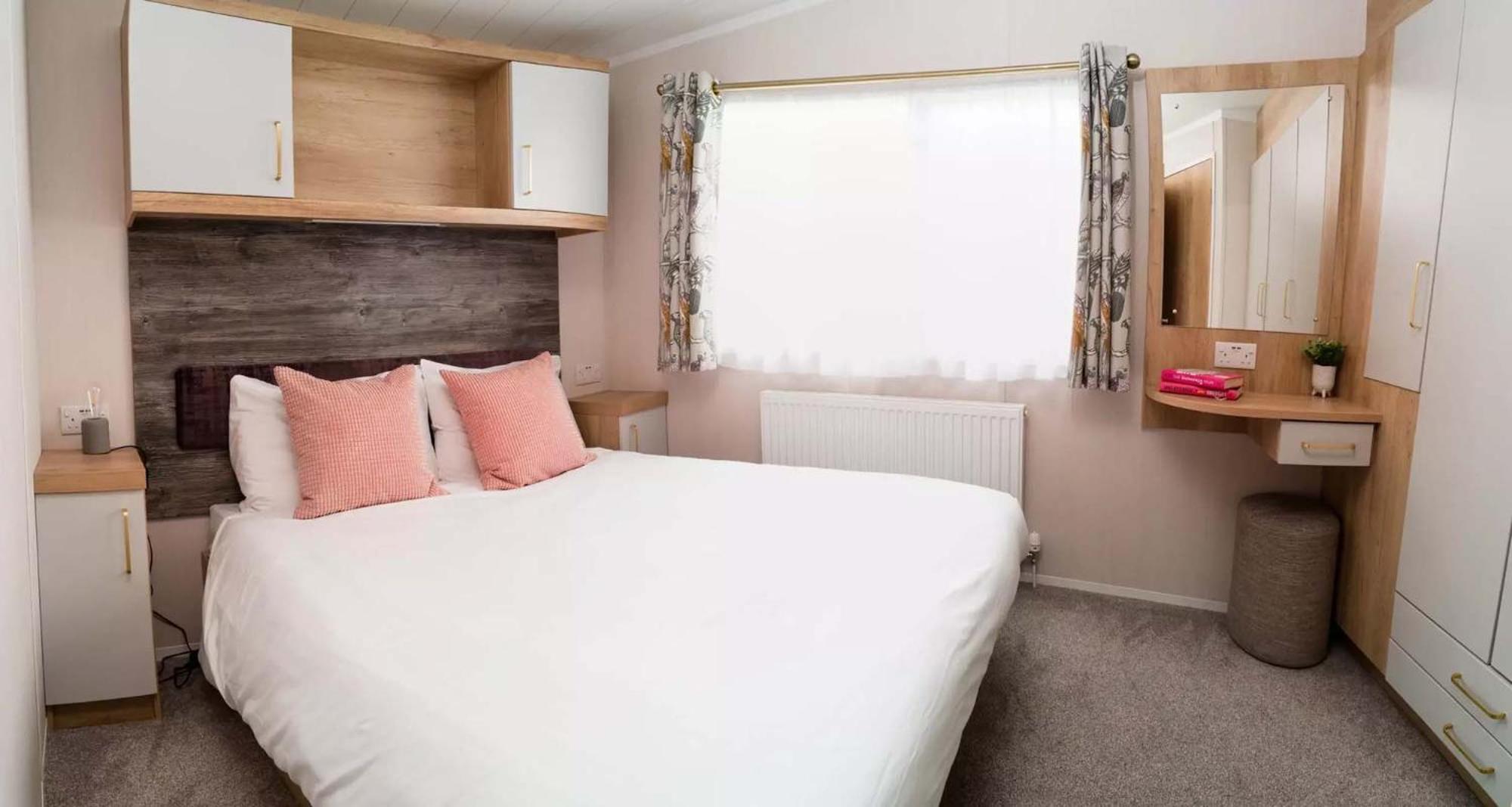 Pet friendly Gold Caravan 2 Bed