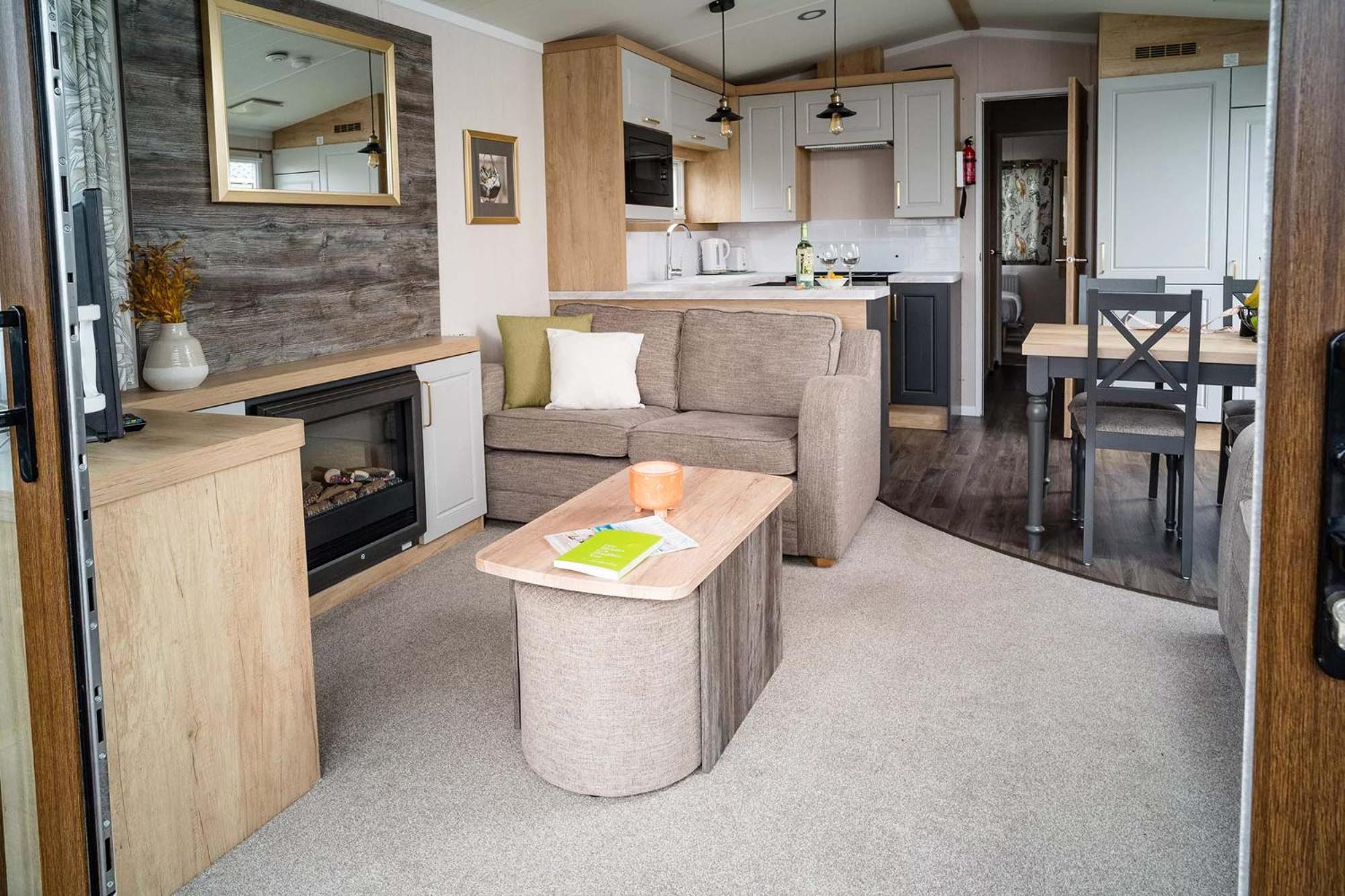 Pet friendly Gold Caravan 2 Bed