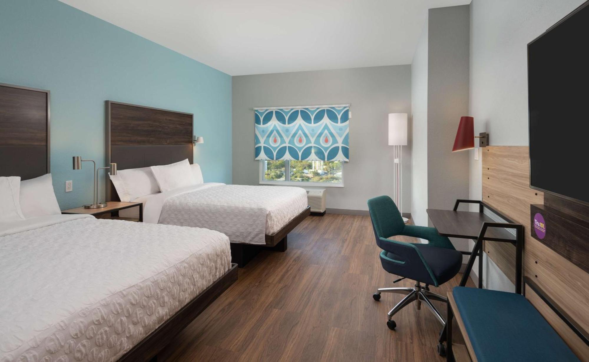 Queen Room Two Queen Beds