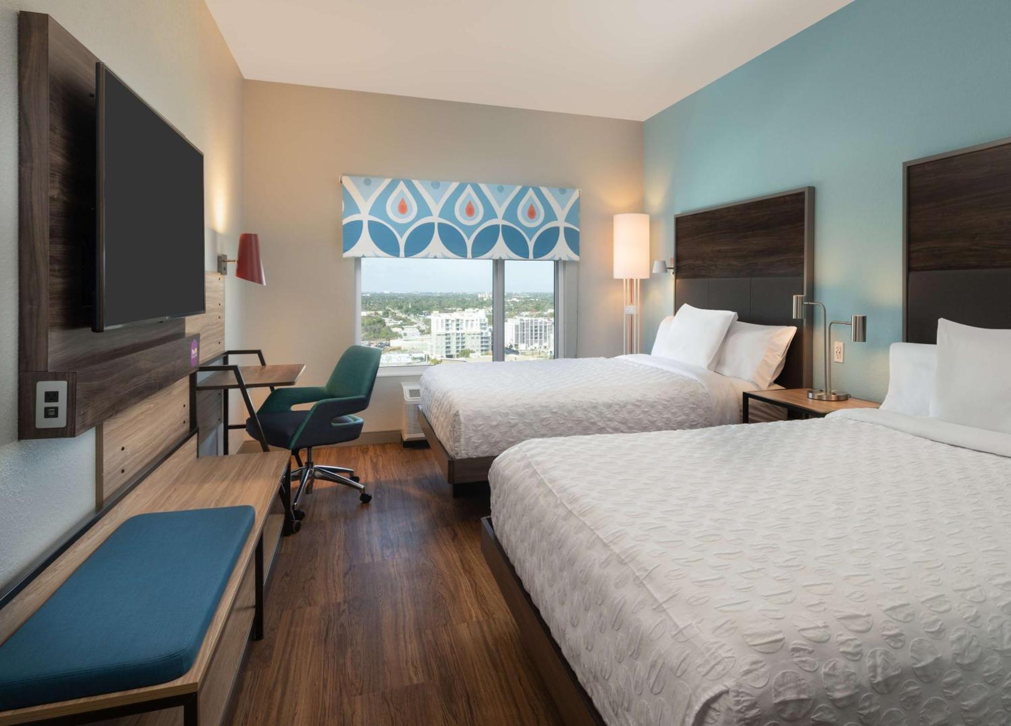 Queen Room Two Queen Beds