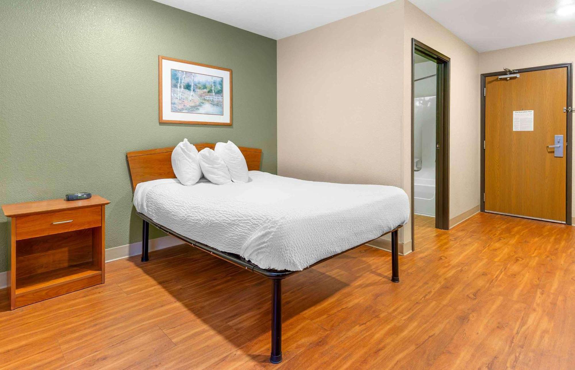 Standard Double Room Non-Smoking