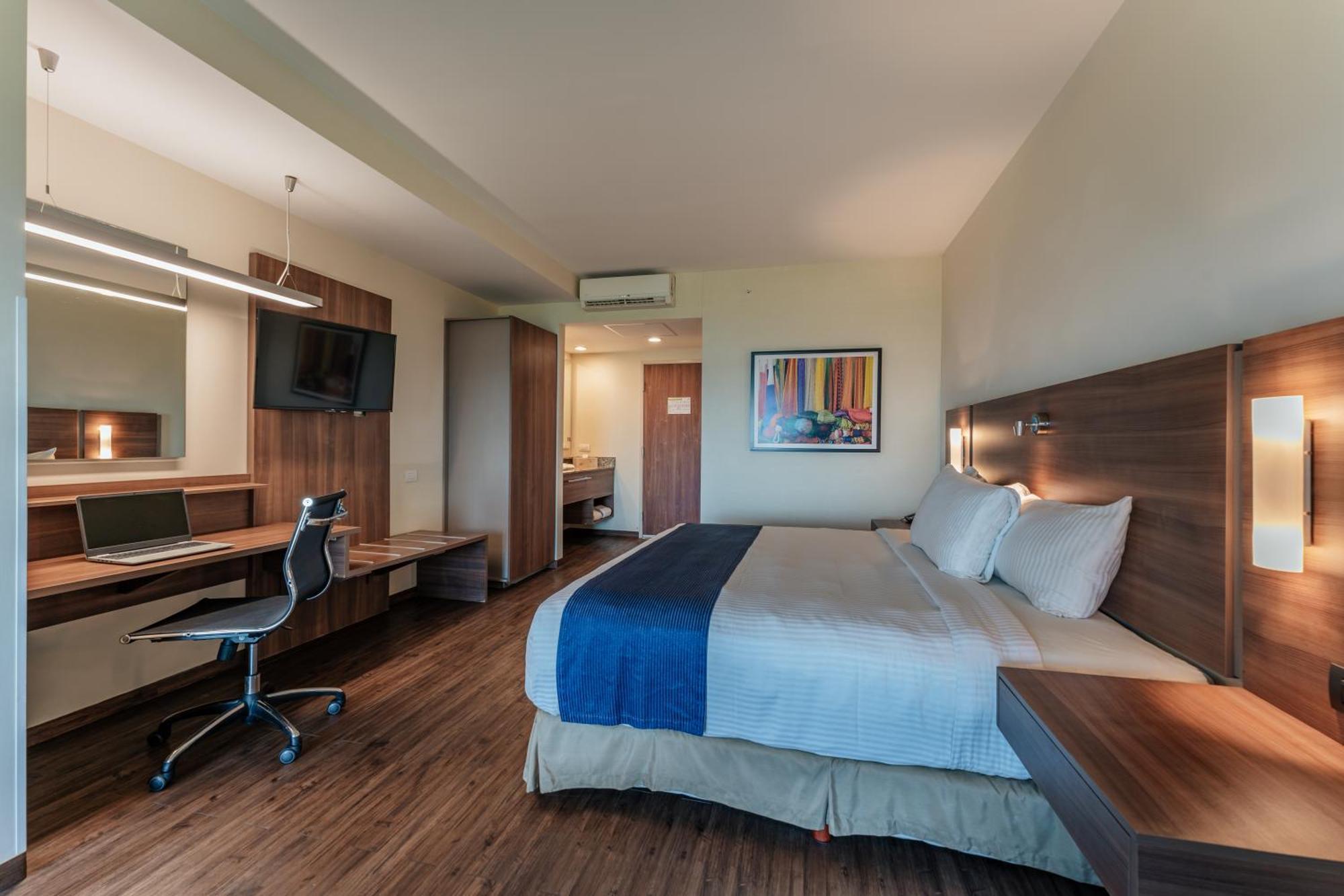 Junior Suite King Bed