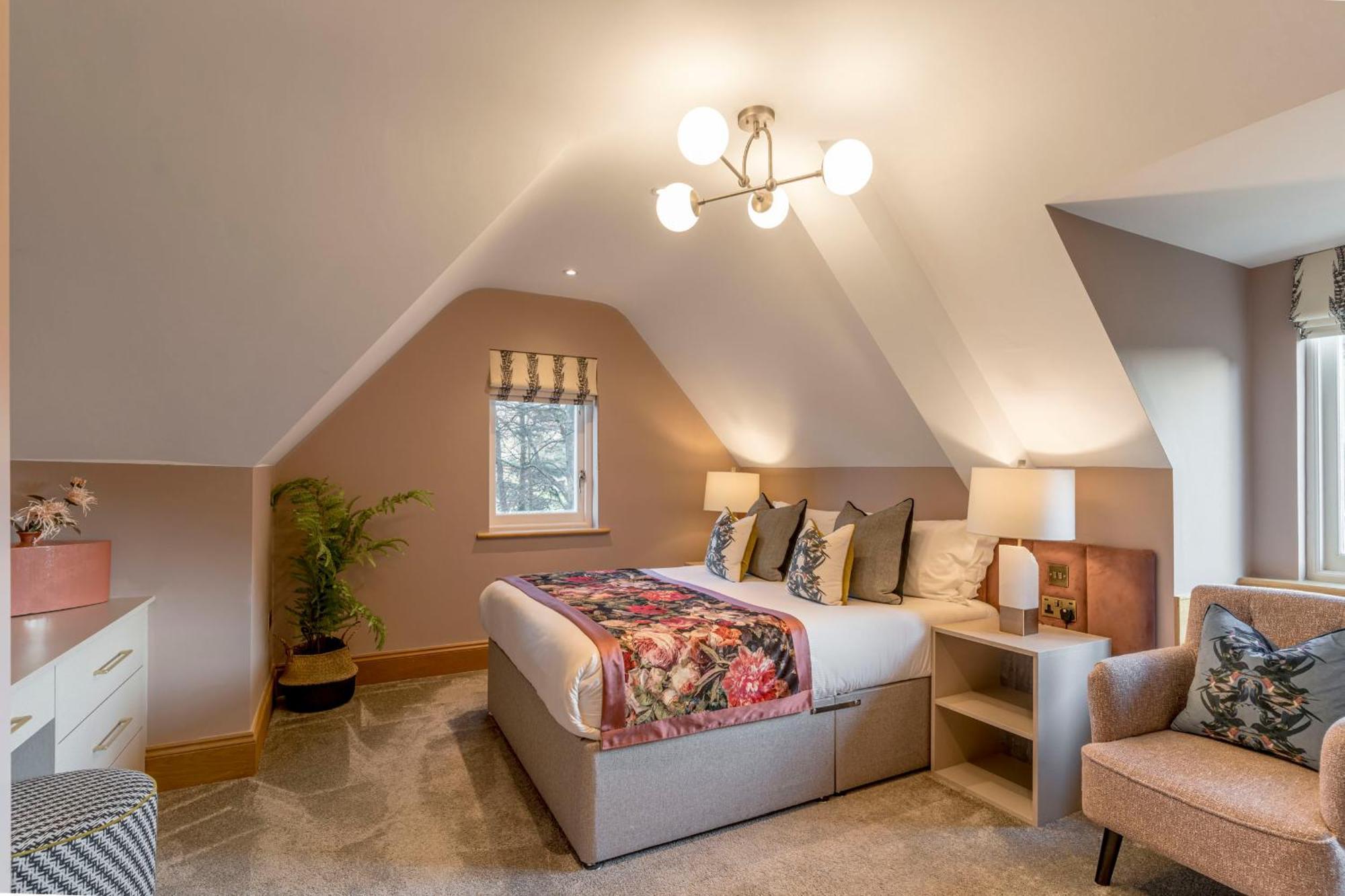 Deluxe Double or Twin Room